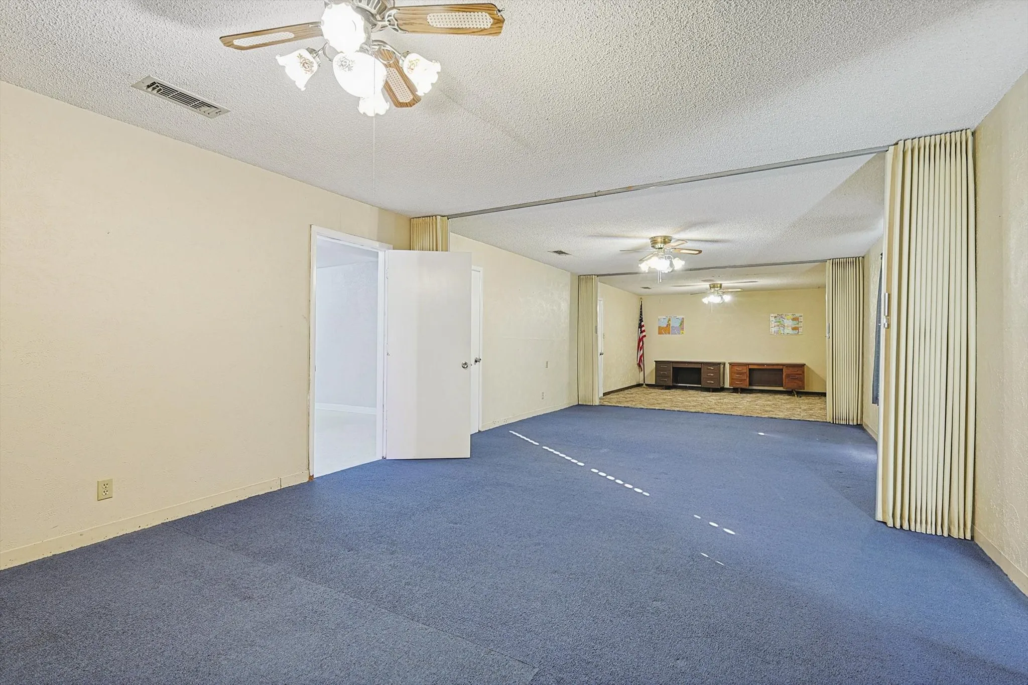 Multiple rooms for gatherings or classes