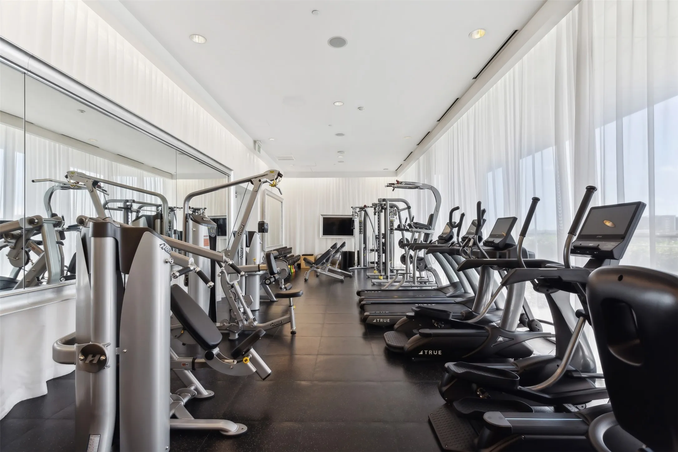 Condominium For Sale in Dallas County , 2200 Victory Avenue 1705, Dallas, Texas 75219, 2 Bedrooms, 3 Bathrooms, 2 Garage spaces, 2,558 Sqft, built in 2007, Price $1,300,000, mls#20839855, Real Estate Agent in Dallas, Homes For Sale in Dallas county, Homes For Sale in Dallas, Realtor in Dallas Texas, Real Estate Brokerage Independent Realty Texas, Luminita Cordes Realtor