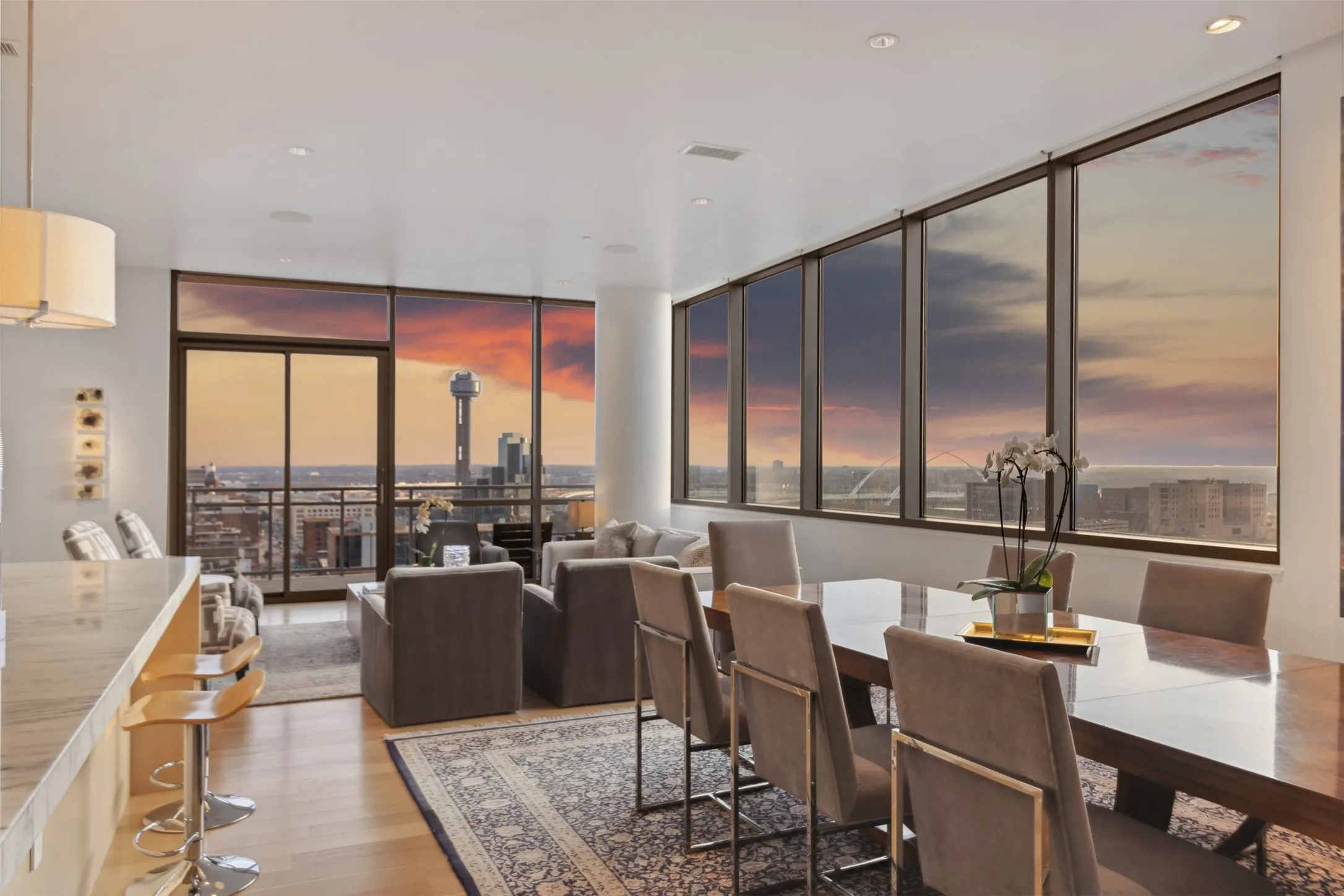 Condominium For Sale in Dallas County , 2200 Victory Avenue 1705, Dallas, Texas 75219, 2 Bedrooms, 3 Bathrooms, 2 Garage spaces, 2,558 Sqft, built in 2007, Price $1,300,000, mls#20839855, Real Estate Agent in Dallas, Homes For Sale in Dallas county, Homes For Sale in Dallas, Realtor in Dallas Texas, Real Estate Brokerage Independent Realty Texas, Luminita Cordes Realtor
