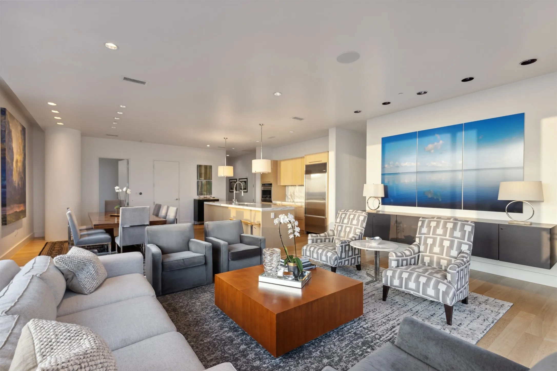 Condominium For Sale in Dallas County , 2200 Victory Avenue 1705, Dallas, Texas 75219, 2 Bedrooms, 3 Bathrooms, 2 Garage spaces, 2,558 Sqft, built in 2007, Price $1,300,000, mls#20839855, Real Estate Agent in Dallas, Homes For Sale in Dallas county, Homes For Sale in Dallas, Realtor in Dallas Texas, Real Estate Brokerage Independent Realty Texas, Luminita Cordes Realtor