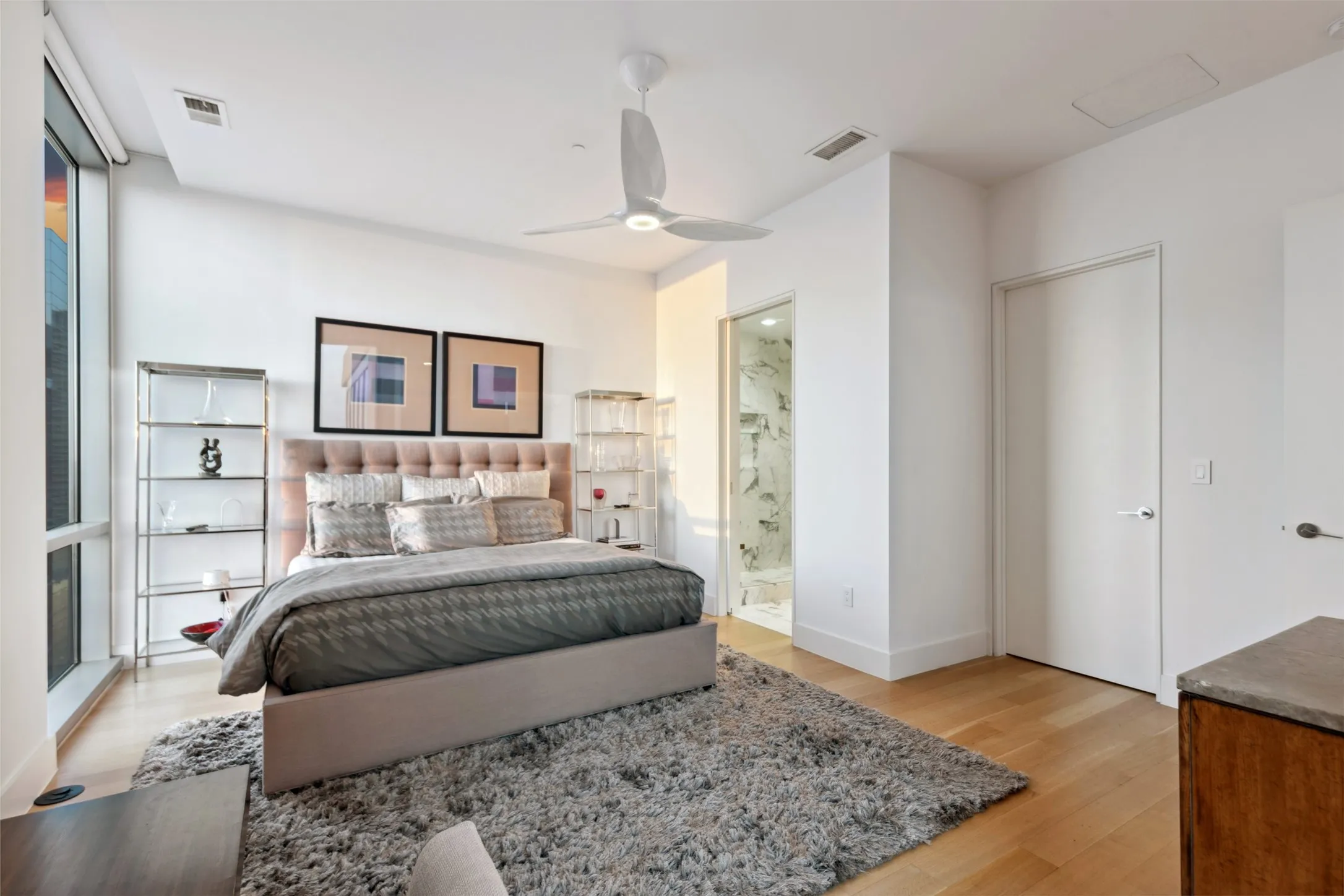 Condominium For Sale in Dallas County , 2200 Victory Avenue 1705, Dallas, Texas 75219, 2 Bedrooms, 3 Bathrooms, 2 Garage spaces, 2,558 Sqft, built in 2007, Price $1,300,000, mls#20839855, Real Estate Agent in Dallas, Homes For Sale in Dallas county, Homes For Sale in Dallas, Realtor in Dallas Texas, Real Estate Brokerage Independent Realty Texas, Luminita Cordes Realtor