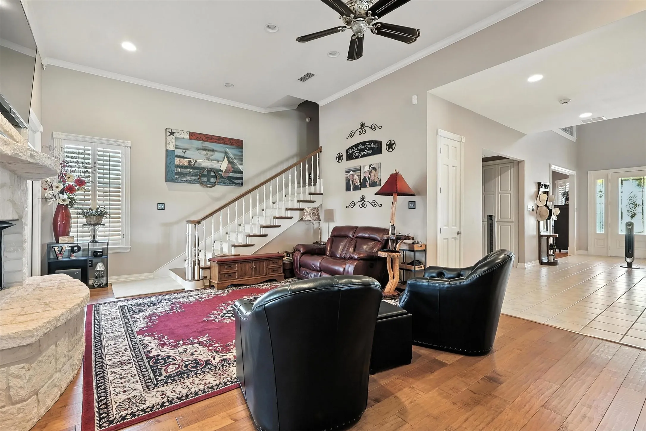 Single Family Residence For Sale in Hopkins County , 902 Booker Street, Sulphur Springs, Texas 75482, 3 Bedroom, 3 Bathroom, 4 Garage spaces, 3,661 Sqft, built in 1995, Preowned, mls#20836599, Real Estate Agent in Sulphur Springs, Homes For Sale in Hopkins county, Homes For Sale in Sulphur Springs, Realtor in Sulphur Springs Texas, Real Estate Brokerage Independent Realty Texas, Luminita Cordes Realtor