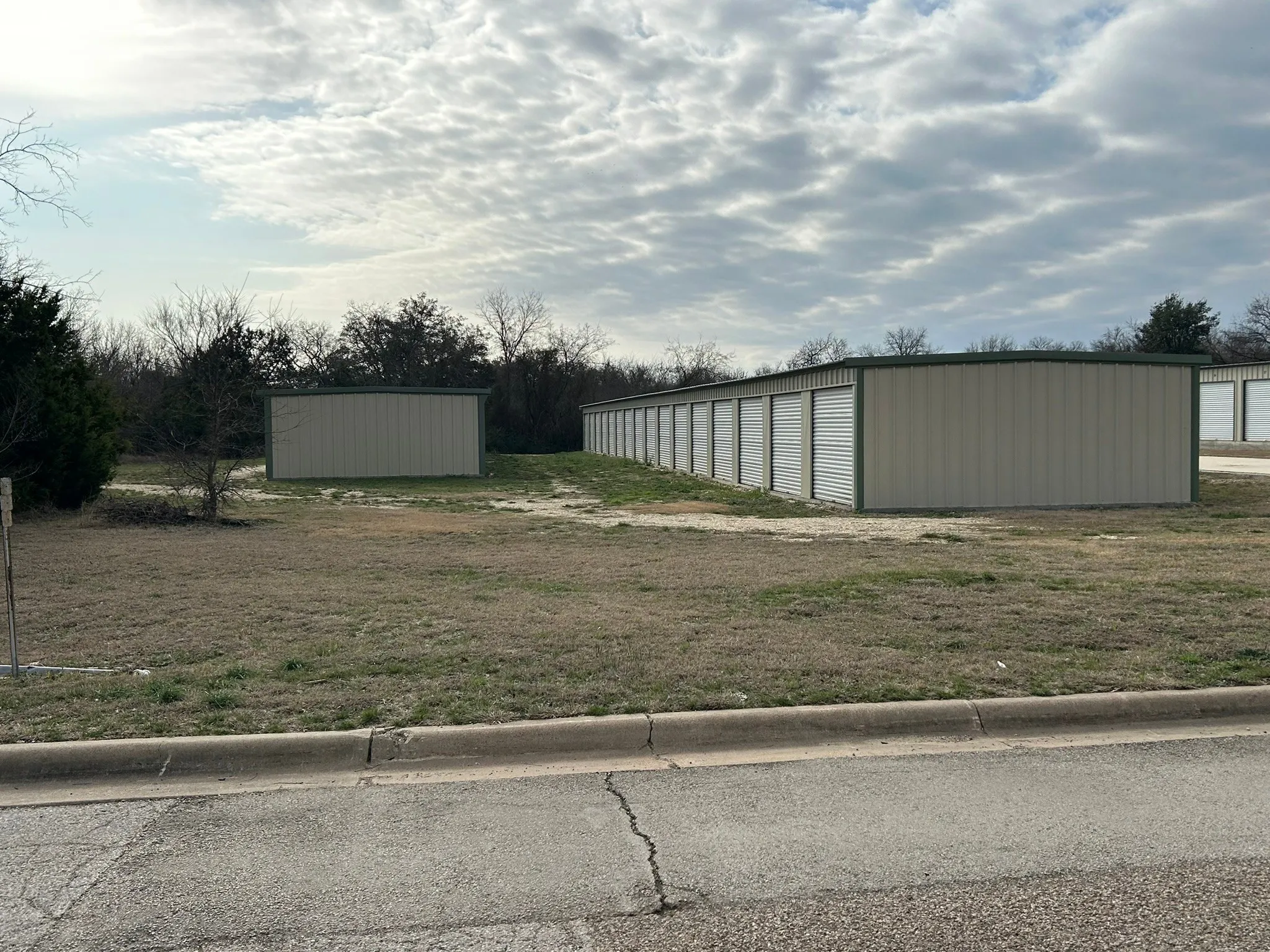 Warehouse For Sale in Bosque County , 313 E G Street, Meridian, Texas 76665, 0, 0, Garage spaces, 0 Sqft, built in 2018, Preowned, mls#20842077, Real Estate Agent in Meridian, Homes For Sale in Bosque county, Homes For Sale in Meridian, Realtor in Meridian Texas, Real Estate Brokerage Independent Realty Texas, Luminita Cordes Realtor