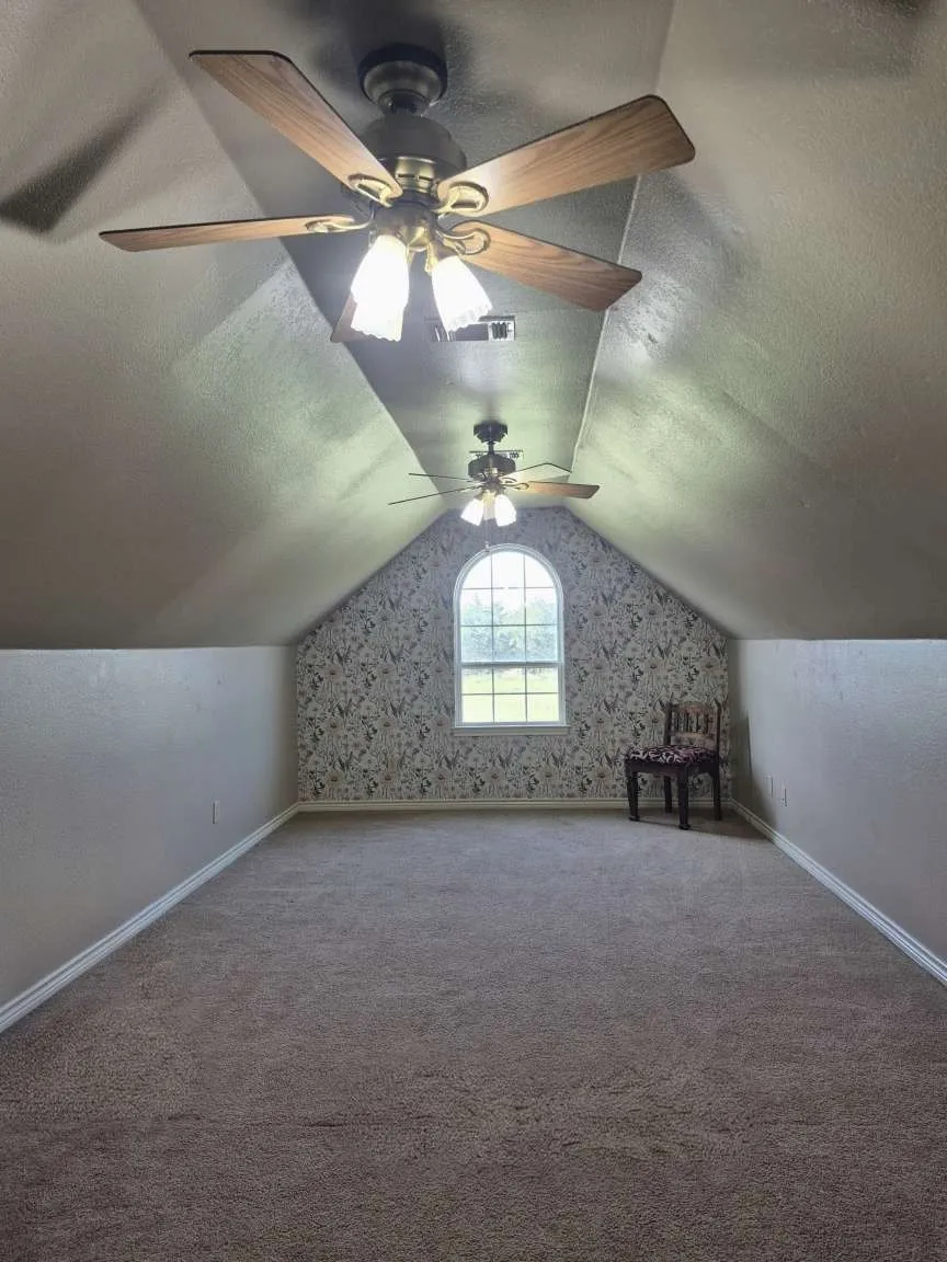 Single Family Residence For Sale in Franklin (TX) County , 274 CR 3230 SW 3230, Winnsboro, Texas 75494, 4 Bedroom, 3 Bathroom, 2 Garage spaces, 2,312 Sqft, built in 1999, Preowned, mls#20842967, Real Estate Agent in Winnsboro, Homes For Sale in Franklin (TX) county, Homes For Sale in Winnsboro, Realtor in Winnsboro Texas, Real Estate Brokerage Independent Realty Texas, Luminita Cordes Realtor