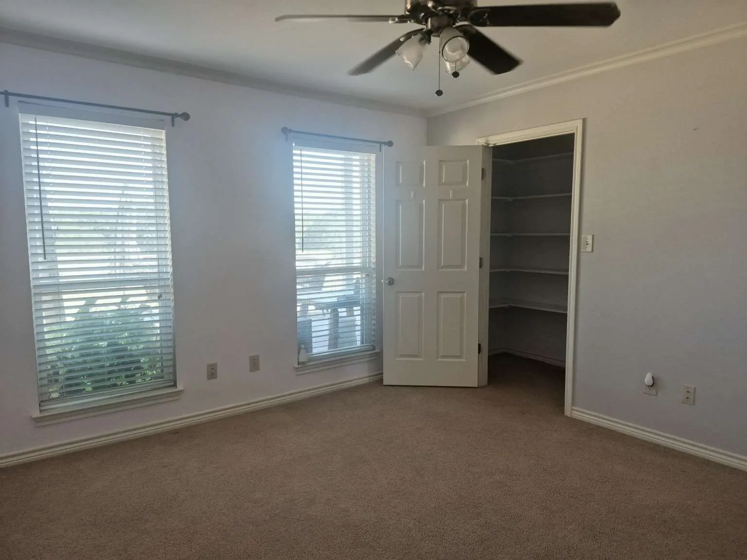 Single Family Residence For Sale in Franklin (TX) County , 274 CR 3230 SW 3230, Winnsboro, Texas 75494, 4 Bedroom, 3 Bathroom, 2 Garage spaces, 2,312 Sqft, built in 1999, Preowned, mls#20842967, Real Estate Agent in Winnsboro, Homes For Sale in Franklin (TX) county, Homes For Sale in Winnsboro, Realtor in Winnsboro Texas, Real Estate Brokerage Independent Realty Texas, Luminita Cordes Realtor