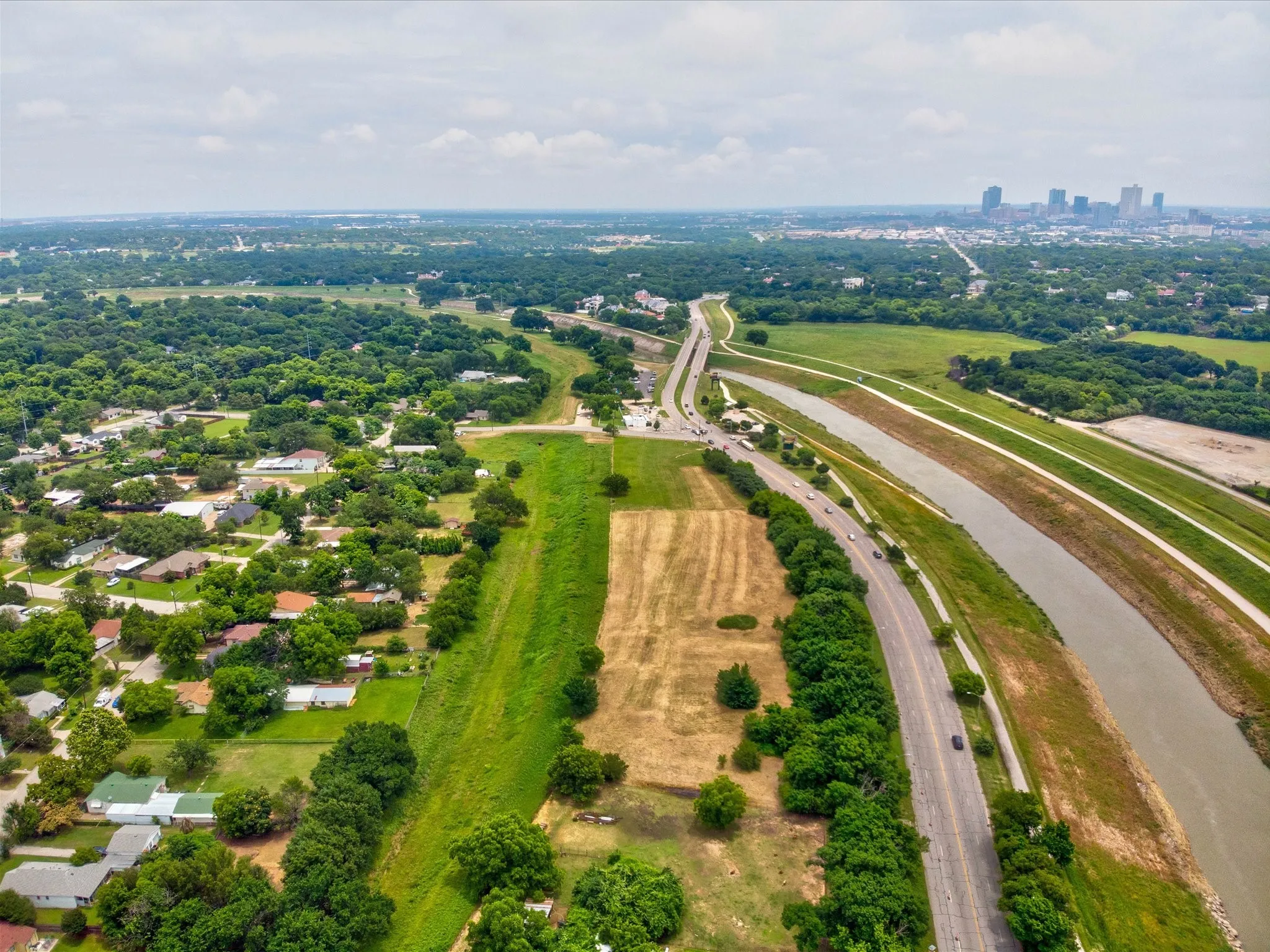 Unimproved Land For Sale in Tarrant County , 4500 White Settlement Road, Fort Worth, Texas 76114, 0, 0, Garage spaces, 0 Sqft, built in 0, Price $2,400,000, mls#20844182, Real Estate Agent in Fort Worth, Homes For Sale in Tarrant county, Homes For Sale in Fort Worth, Realtor in Fort Worth Texas, Real Estate Brokerage Independent Realty Texas, Luminita Cordes Realtor