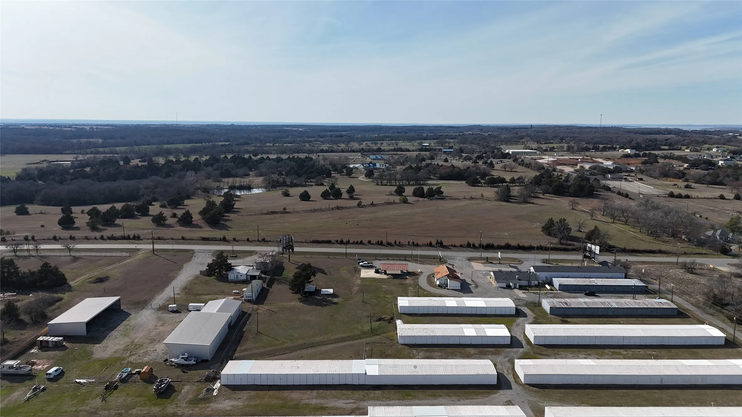 Hotel/Motel For Sale in Grayson County , 75005 N State Hwy 289, Pottsboro, Texas 75076, 0, 0, Garage spaces, 0 Sqft, built in 1960, Preowned, mls#20840932, Real Estate Agent in Pottsboro, Homes For Sale in Grayson county, Homes For Sale in Pottsboro, Realtor in Pottsboro Texas, Real Estate Brokerage Independent Realty Texas, Luminita Cordes Realtor