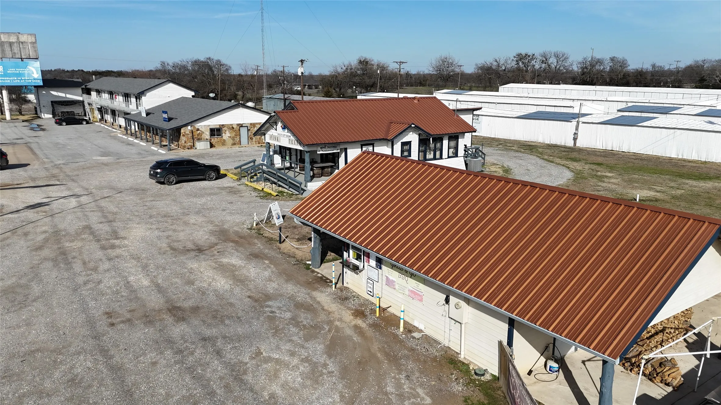 Hotel/Motel For Sale in Grayson County , 75005 N State Hwy 289, Pottsboro, Texas 75076, 0, 0, Garage spaces, 0 Sqft, built in 1960, Preowned, mls#20840932, Real Estate Agent in Pottsboro, Homes For Sale in Grayson county, Homes For Sale in Pottsboro, Realtor in Pottsboro Texas, Real Estate Brokerage Independent Realty Texas, Luminita Cordes Realtor