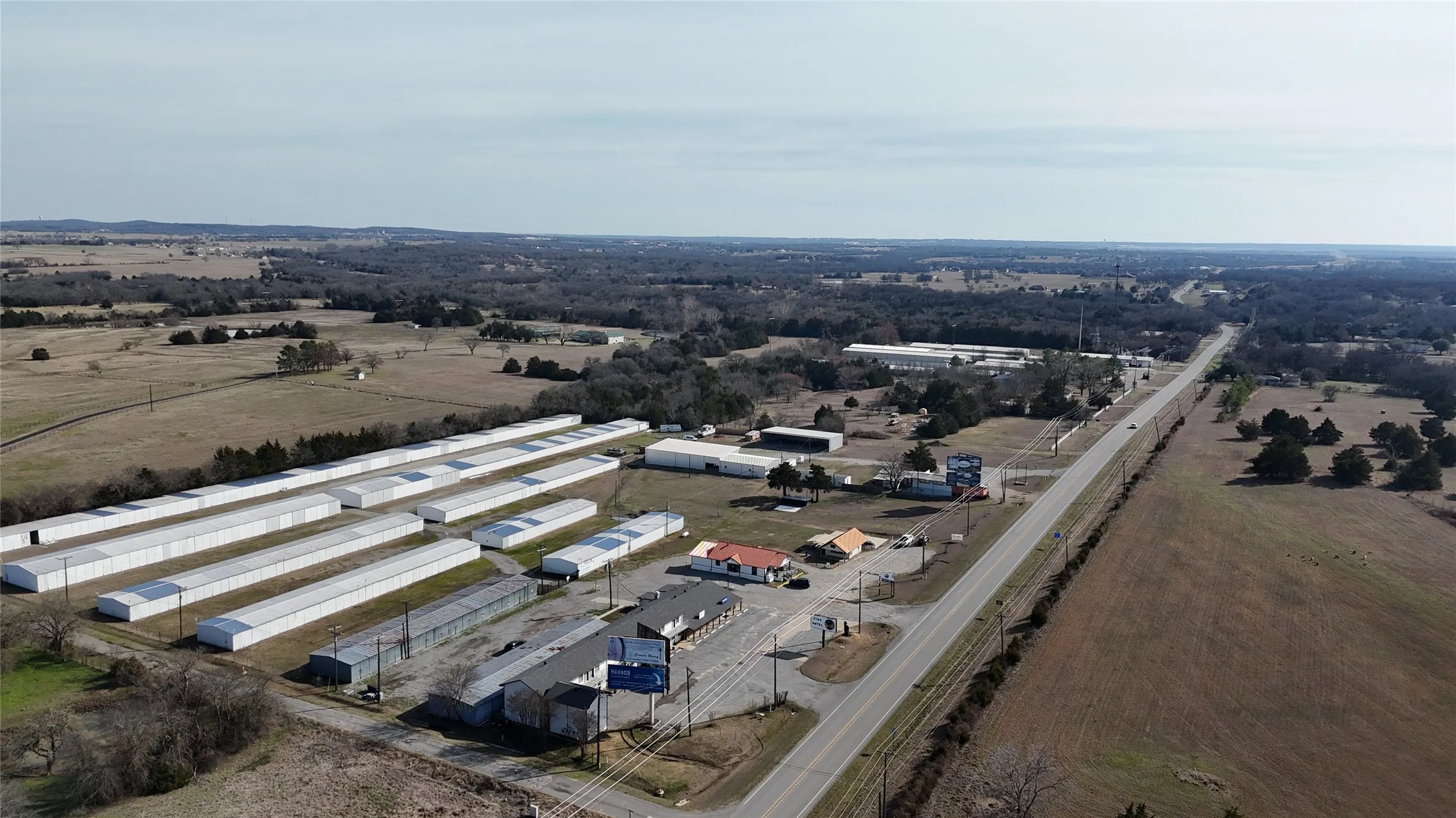 Hotel/Motel For Sale in Grayson County , 75005 N State Hwy 289, Pottsboro, Texas 75076, 0, 0, Garage spaces, 0 Sqft, built in 1960, Preowned, mls#20840932, Real Estate Agent in Pottsboro, Homes For Sale in Grayson county, Homes For Sale in Pottsboro, Realtor in Pottsboro Texas, Real Estate Brokerage Independent Realty Texas, Luminita Cordes Realtor