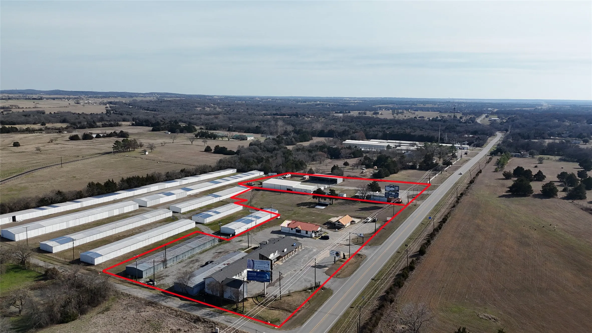 Hotel/Motel For Sale in Grayson County , 75005 N State Hwy 289, Pottsboro, Texas 75076, 0, 0, Garage spaces, 0 Sqft, built in 1960, Preowned, mls#20840932, Real Estate Agent in Pottsboro, Homes For Sale in Grayson county, Homes For Sale in Pottsboro, Realtor in Pottsboro Texas, Real Estate Brokerage Independent Realty Texas, Luminita Cordes Realtor