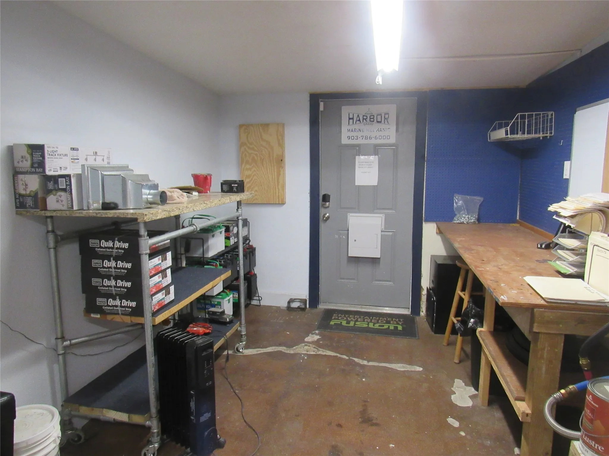 kitchen behind boutique
