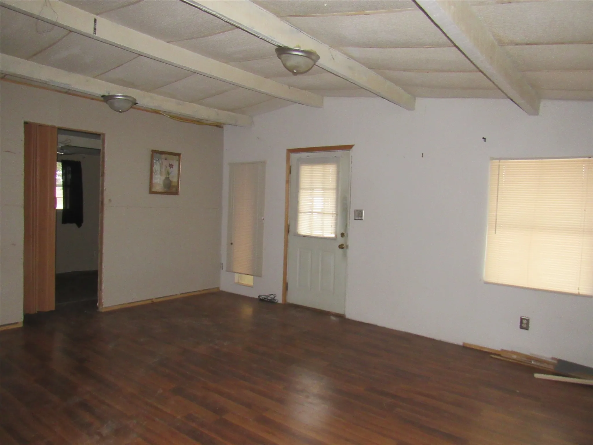 Hotel/Motel For Sale in Grayson County , 75005 N State Hwy 289, Pottsboro, Texas 75076, 0, 0, Garage spaces, 0 Sqft, built in 1960, Preowned, mls#20840932, Real Estate Agent in Pottsboro, Homes For Sale in Grayson county, Homes For Sale in Pottsboro, Realtor in Pottsboro Texas, Real Estate Brokerage Independent Realty Texas, Luminita Cordes Realtor