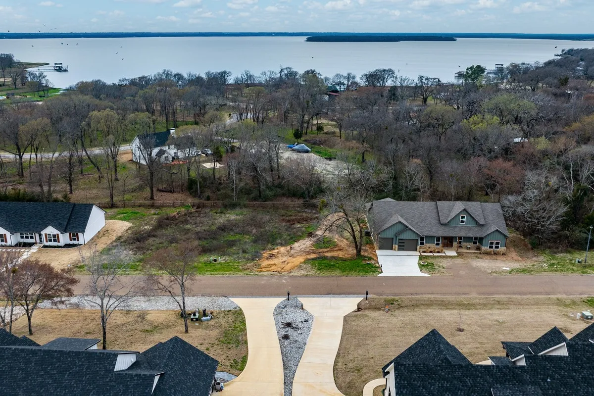 Unimproved Land For Sale in Kaufman County , 202 Splitrail Drive, Mabank, Texas 75143, 0, 0, Garage spaces, 0 Sqft, built in 0, Price $55,000, mls#20845632, Real Estate Agent in Mabank, Homes For Sale in Kaufman county, Homes For Sale in Mabank, Realtor in Mabank Texas, Real Estate Brokerage Independent Realty Texas, Luminita Cordes Realtor