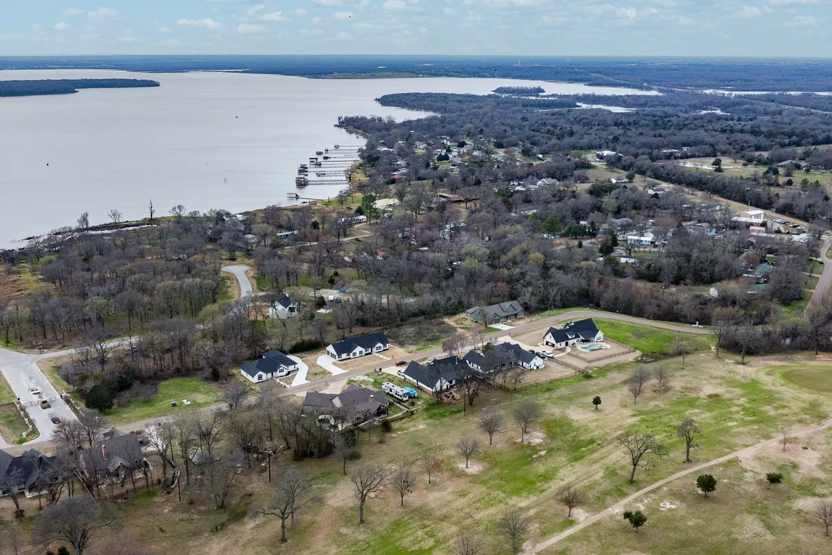 Unimproved Land For Sale in Kaufman County , 202 Splitrail Drive, Mabank, Texas 75143, 0, 0, Garage spaces, 0 Sqft, built in 0, Price $55,000, mls#20845632, Real Estate Agent in Mabank, Homes For Sale in Kaufman county, Homes For Sale in Mabank, Realtor in Mabank Texas, Real Estate Brokerage Independent Realty Texas, Luminita Cordes Realtor