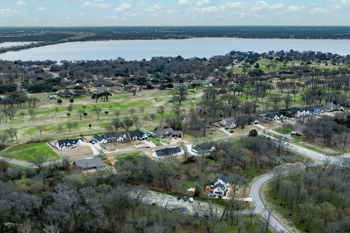 Unimproved Land For Sale in Kaufman County , 204 Splitrail Drive, Mabank, Texas 75143, 0, 0, Garage spaces, 0 Sqft, built in 0, Price $55,000, mls#20845637, Real Estate Agent in Mabank, Homes For Sale in Kaufman county, Homes For Sale in Mabank, Realtor in Mabank Texas, Real Estate Brokerage Independent Realty Texas, Luminita Cordes Realtor