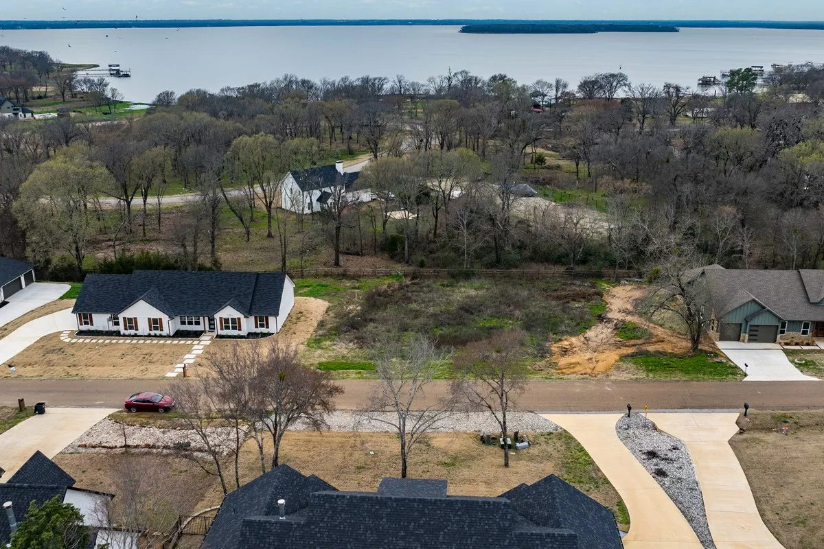 Unimproved Land For Sale in Kaufman County , 204 Splitrail Drive, Mabank, Texas 75143, 0, 0, Garage spaces, 0 Sqft, built in 0, Price $55,000, mls#20845637, Real Estate Agent in Mabank, Homes For Sale in Kaufman county, Homes For Sale in Mabank, Realtor in Mabank Texas, Real Estate Brokerage Independent Realty Texas, Luminita Cordes Realtor