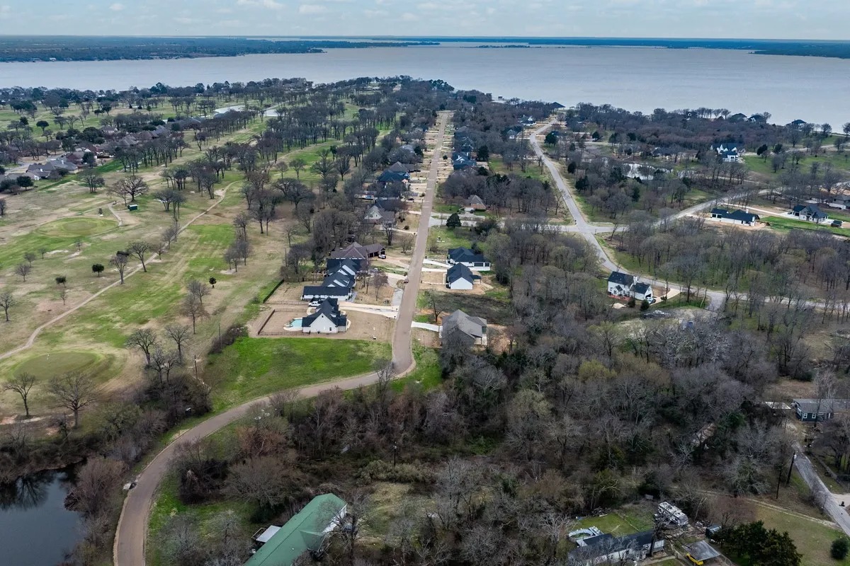 Unimproved Land For Sale in Kaufman County , 204 Splitrail Drive, Mabank, Texas 75143, 0, 0, Garage spaces, 0 Sqft, built in 0, Price $55,000, mls#20845637, Real Estate Agent in Mabank, Homes For Sale in Kaufman county, Homes For Sale in Mabank, Realtor in Mabank Texas, Real Estate Brokerage Independent Realty Texas, Luminita Cordes Realtor
