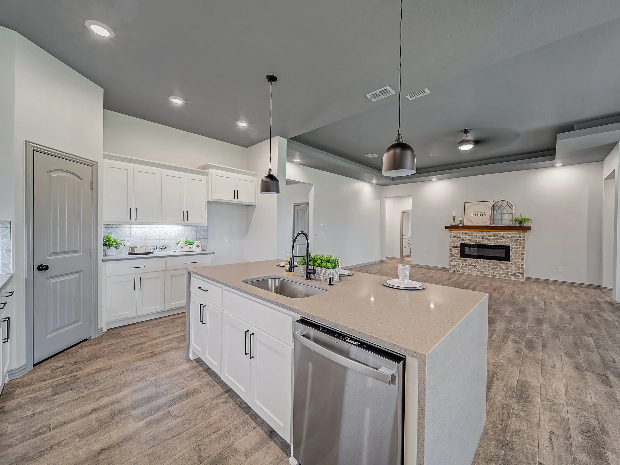 Single Family Residence For Sale in Hunt County , 2544 W FM 1566, Celeste, Texas 75423, 4 Bedroom, 3 Bathroom, 3 Garage spaces, 2,831 Sqft, built in 2024, New Construction - Complete, Price $545,000, mls#20833194, Real Estate Agent in Celeste, Homes For Sale in Hunt county, Homes For Sale in Celeste, Realtor in Celeste Texas, Real Estate Brokerage Independent Realty Texas, Luminita Cordes Realtor