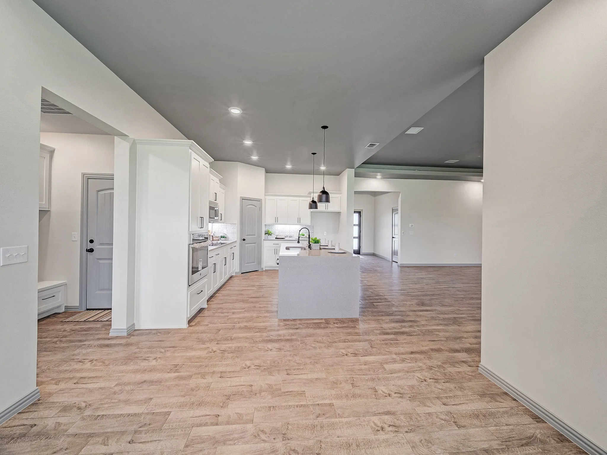 Single Family Residence For Sale in Hunt County , 2544 W FM 1566, Celeste, Texas 75423, 4 Bedroom, 3 Bathroom, 3 Garage spaces, 2,831 Sqft, built in 2024, New Construction - Complete, Price $545,000, mls#20833194, Real Estate Agent in Celeste, Homes For Sale in Hunt county, Homes For Sale in Celeste, Realtor in Celeste Texas, Real Estate Brokerage Independent Realty Texas, Luminita Cordes Realtor