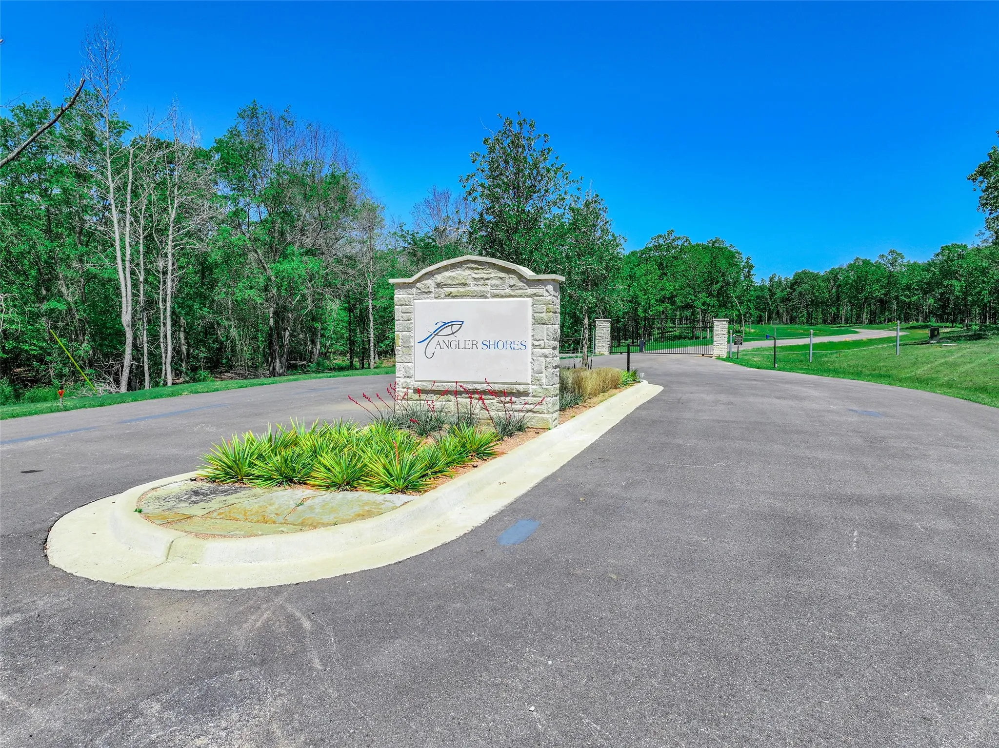 Improved Land For Sale in Wood County , TBD Private Road 5862, Yantis, Texas 75497, 0, 0, Garage spaces, 0 Sqft, built in 0, mls#20847860, Real Estate Agent in Yantis, Homes For Sale in Wood county, Homes For Sale in Yantis, Realtor in Yantis Texas, Real Estate Brokerage Independent Realty Texas, Luminita Cordes Realtor