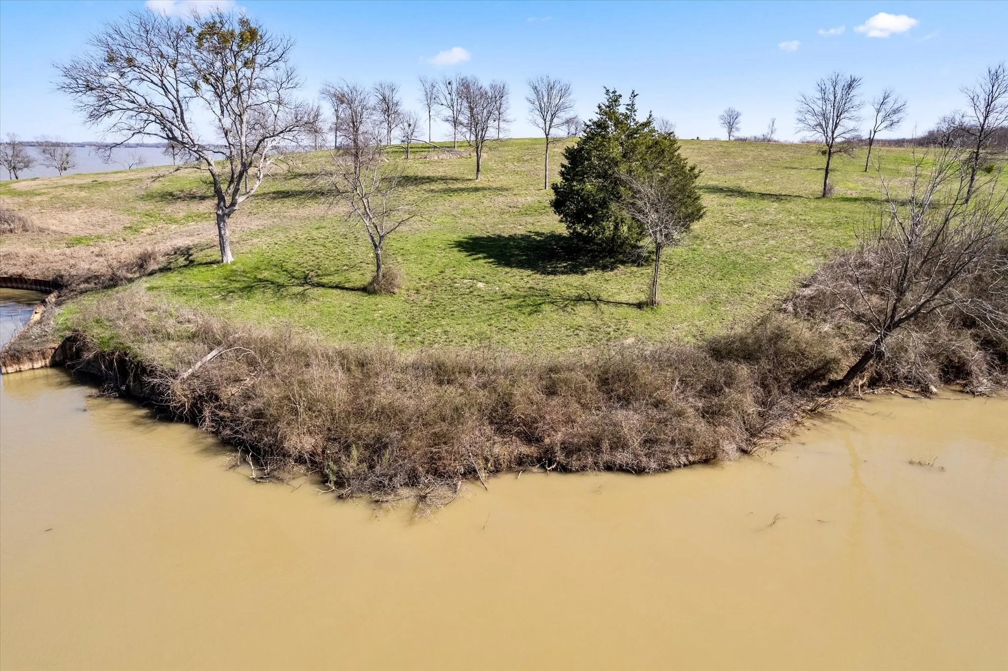 Unimproved Land For Sale in Navarro County , Lot 31 Old Peninsula Trail, Corsicana, Texas 75109, 0, 0, Garage spaces, 0 Sqft, built in 0, Price $219,000, mls#20847911, Real Estate Agent in Corsicana, Homes For Sale in Navarro county, Homes For Sale in Corsicana, Realtor in Corsicana Texas, Real Estate Brokerage Independent Realty Texas, Luminita Cordes Realtor