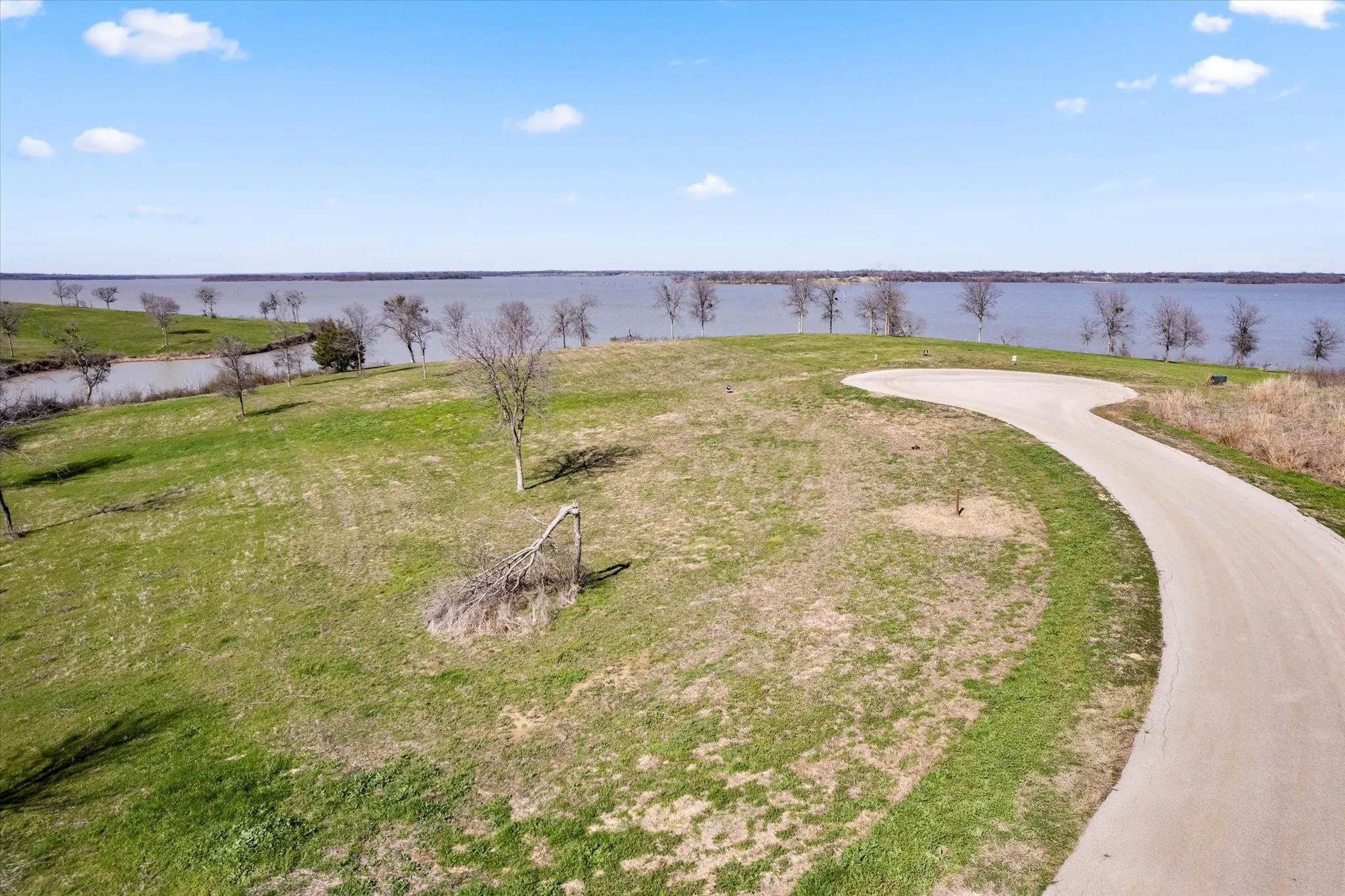 Unimproved Land For Sale in Navarro County , Lot 31 Old Peninsula Trail, Corsicana, Texas 75109, 0, 0, Garage spaces, 0 Sqft, built in 0, Price $219,000, mls#20847911, Real Estate Agent in Corsicana, Homes For Sale in Navarro county, Homes For Sale in Corsicana, Realtor in Corsicana Texas, Real Estate Brokerage Independent Realty Texas, Luminita Cordes Realtor