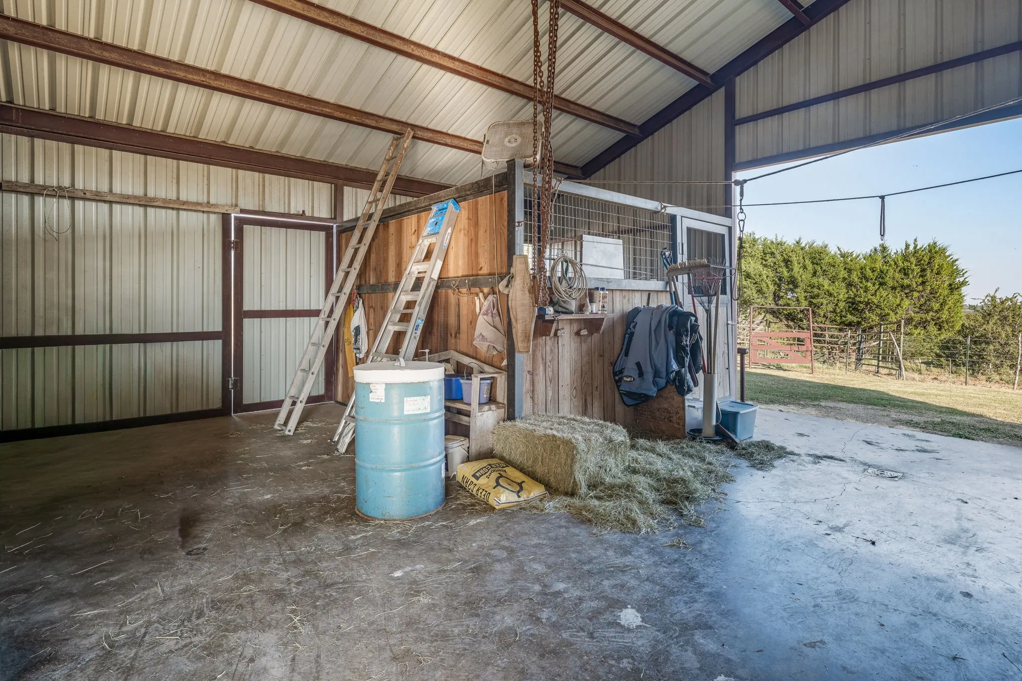 Single Family Residence For Sale in Erath County , 900 Lookout Point, Stephenville, Texas 76401, 3 Bedroom, 3 Bathroom, Garage spaces, 1,584 Sqft, built in 2016, Preowned, mls#20849616, Real Estate Agent in Stephenville, Homes For Sale in Erath county, Homes For Sale in Stephenville, Realtor in Stephenville Texas, Real Estate Brokerage Independent Realty Texas, Luminita Cordes Realtor