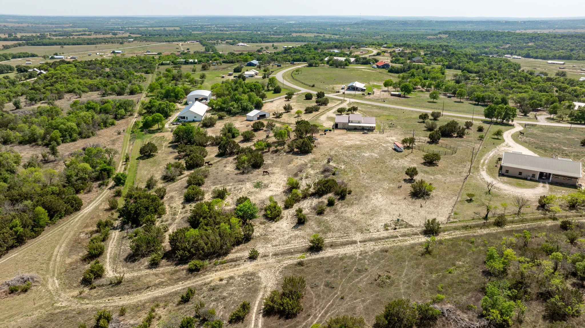 Single Family Residence For Sale in Erath County , 900 Lookout Point, Stephenville, Texas 76401, 3 Bedroom, 3 Bathroom, Garage spaces, 1,584 Sqft, built in 2016, Preowned, mls#20849616, Real Estate Agent in Stephenville, Homes For Sale in Erath county, Homes For Sale in Stephenville, Realtor in Stephenville Texas, Real Estate Brokerage Independent Realty Texas, Luminita Cordes Realtor