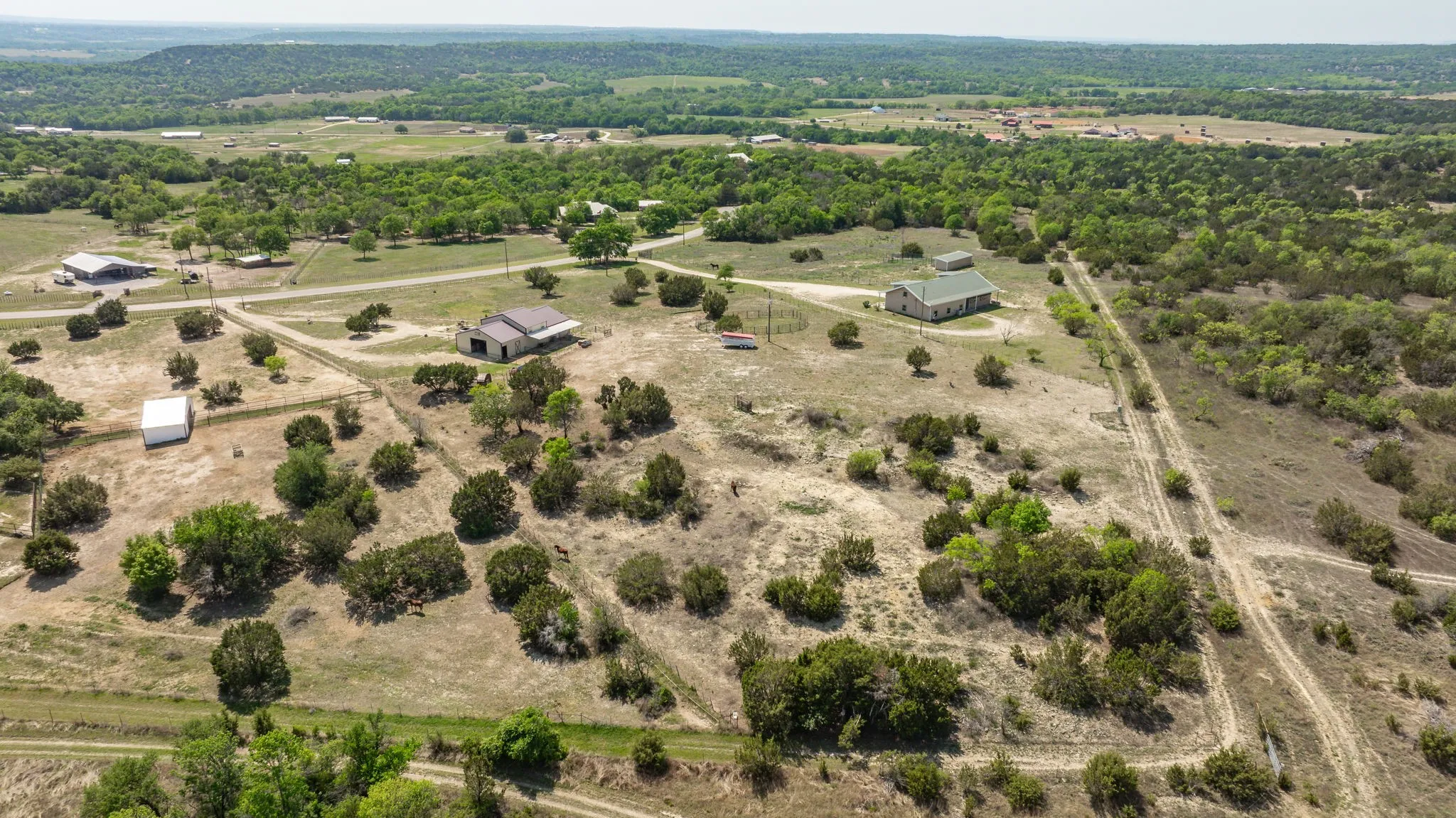 Single Family Residence For Sale in Erath County , 900 Lookout Point, Stephenville, Texas 76401, 3 Bedroom, 3 Bathroom, Garage spaces, 1,584 Sqft, built in 2016, Preowned, mls#20849616, Real Estate Agent in Stephenville, Homes For Sale in Erath county, Homes For Sale in Stephenville, Realtor in Stephenville Texas, Real Estate Brokerage Independent Realty Texas, Luminita Cordes Realtor