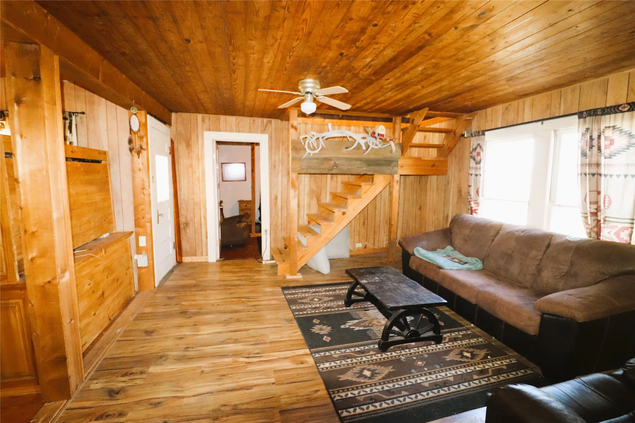 Farm For Sale in Clay County , 10543 Old Joy Shannon Road, Henrietta, Texas 76365, 3 Bedroom, 1 Bathroom, 1 Garage spaces, 928 Sqft, built in 1930, mls#20850120, Real Estate Agent in Henrietta, Homes For Sale in Clay county, Homes For Sale in Henrietta, Realtor in Henrietta Texas, Real Estate Brokerage Independent Realty Texas, Luminita Cordes Realtor