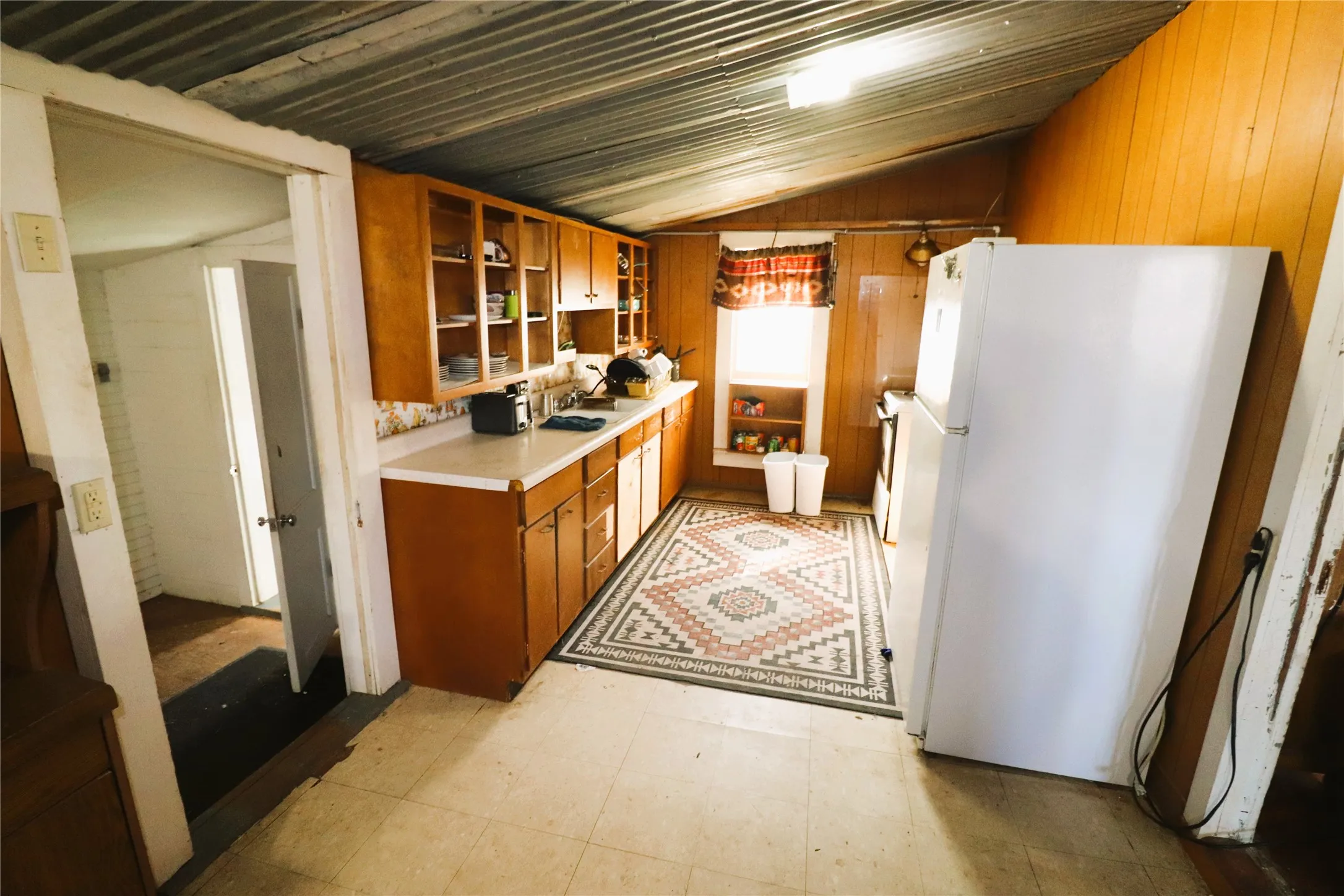 Farm For Sale in Clay County , 10543 Old Joy Shannon Road, Henrietta, Texas 76365, 3 Bedroom, 1 Bathroom, 1 Garage spaces, 928 Sqft, built in 1930, mls#20850120, Real Estate Agent in Henrietta, Homes For Sale in Clay county, Homes For Sale in Henrietta, Realtor in Henrietta Texas, Real Estate Brokerage Independent Realty Texas, Luminita Cordes Realtor