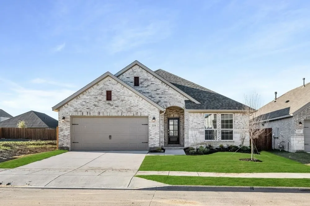 02. 231 Ivory Brook - Front