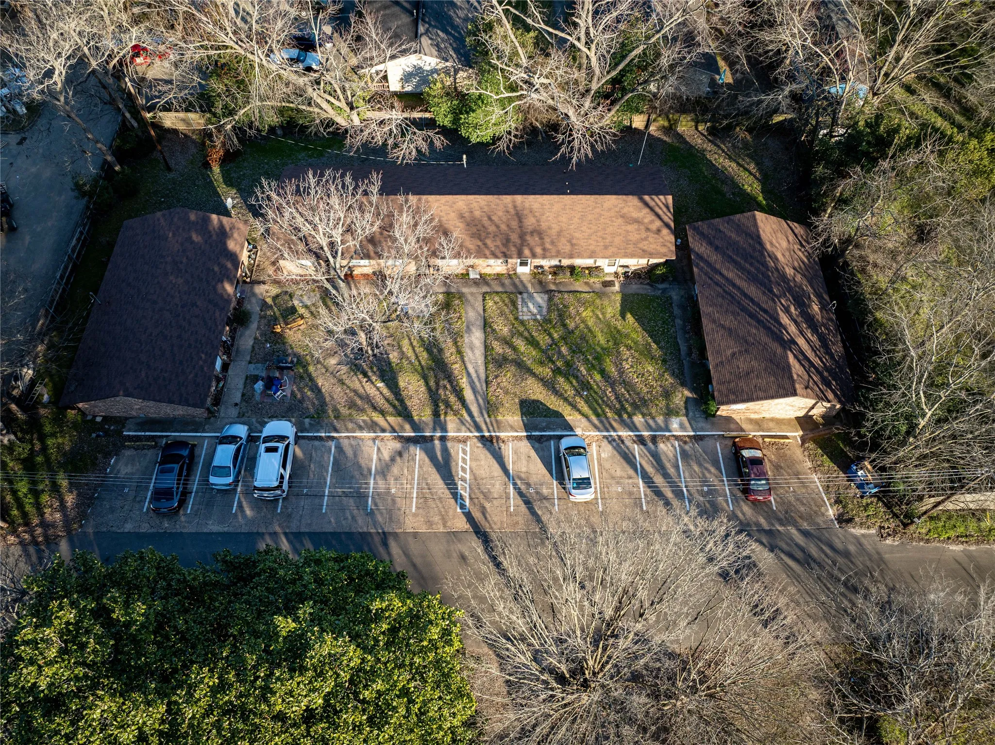 Apartment For Sale in Franklin (TX) County , 1006 Plum Street, Winnsboro, Texas 75494, 8 Bedroom, 8 Bathroom, Garage spaces, 0 Sqft, built in 1980, Preowned, mls#20854457, Real Estate Agent in Winnsboro, Homes For Sale in Franklin (TX) county, Homes For Sale in Winnsboro, Realtor in Winnsboro Texas, Real Estate Brokerage Independent Realty Texas, Luminita Cordes Realtor