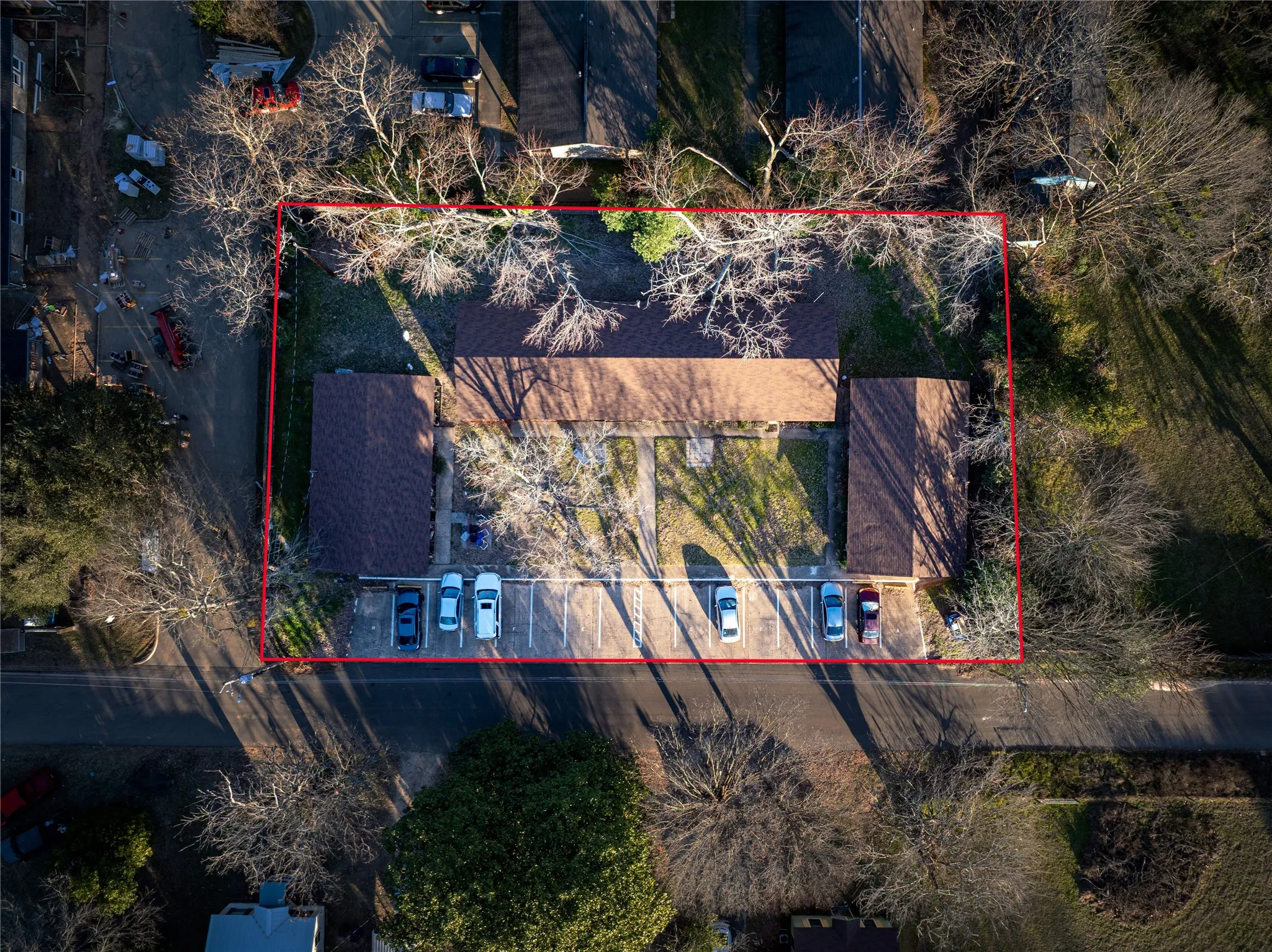 Apartment For Sale in Franklin (TX) County , 1006 Plum Street, Winnsboro, Texas 75494, 8 Bedroom, 8 Bathroom, Garage spaces, 0 Sqft, built in 1980, Preowned, mls#20854457, Real Estate Agent in Winnsboro, Homes For Sale in Franklin (TX) county, Homes For Sale in Winnsboro, Realtor in Winnsboro Texas, Real Estate Brokerage Independent Realty Texas, Luminita Cordes Realtor