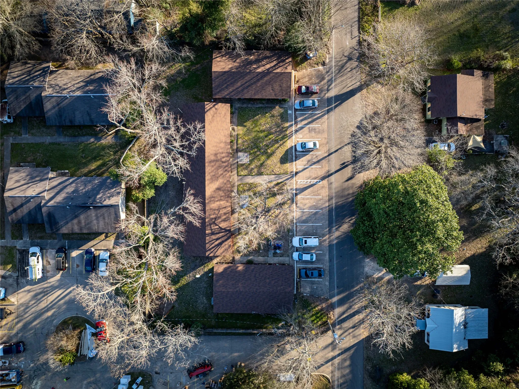 Apartment For Sale in Franklin (TX) County , 1006 Plum Street, Winnsboro, Texas 75494, 8 Bedroom, 8 Bathroom, Garage spaces, 0 Sqft, built in 1980, Preowned, mls#20854457, Real Estate Agent in Winnsboro, Homes For Sale in Franklin (TX) county, Homes For Sale in Winnsboro, Realtor in Winnsboro Texas, Real Estate Brokerage Independent Realty Texas, Luminita Cordes Realtor