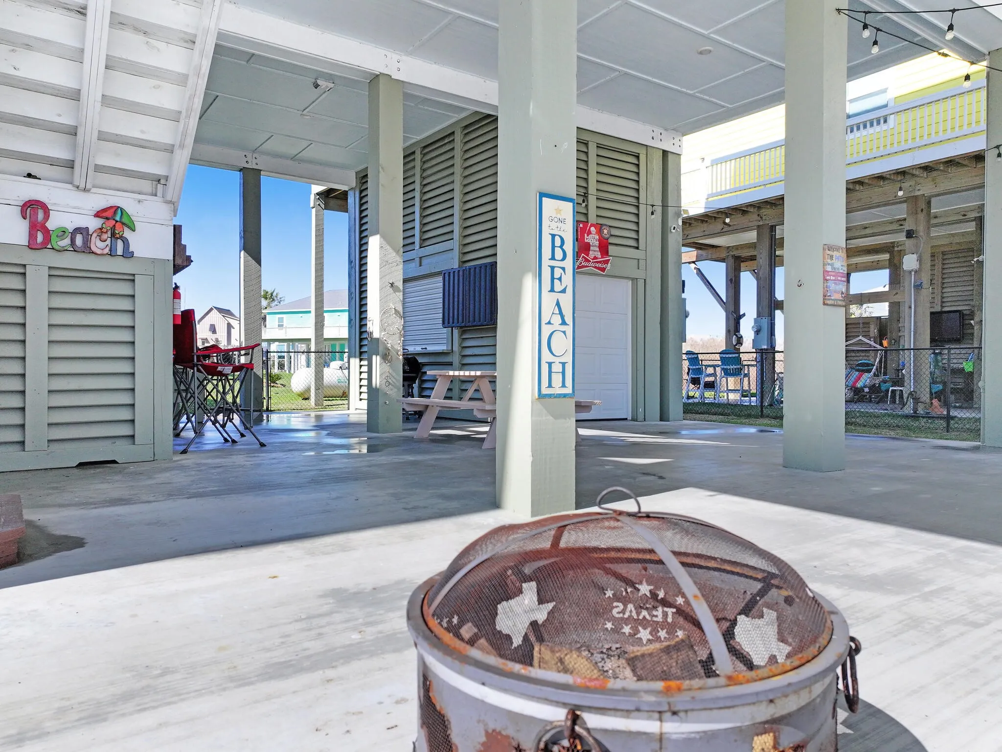 Single Family Residence For Sale in Galveston County , 1991 Royaville Ct, Crystal Beach, Texas 77650, 3 Bedroom, 3 Bathroom, Garage spaces, 1,953 Sqft, built in 2022, mls#20858149, Real Estate Agent in Crystal Beach, Homes For Sale in Galveston county, Homes For Sale in Crystal Beach, Realtor in Crystal Beach Texas, Real Estate Brokerage Independent Realty Texas, Luminita Cordes Realtor