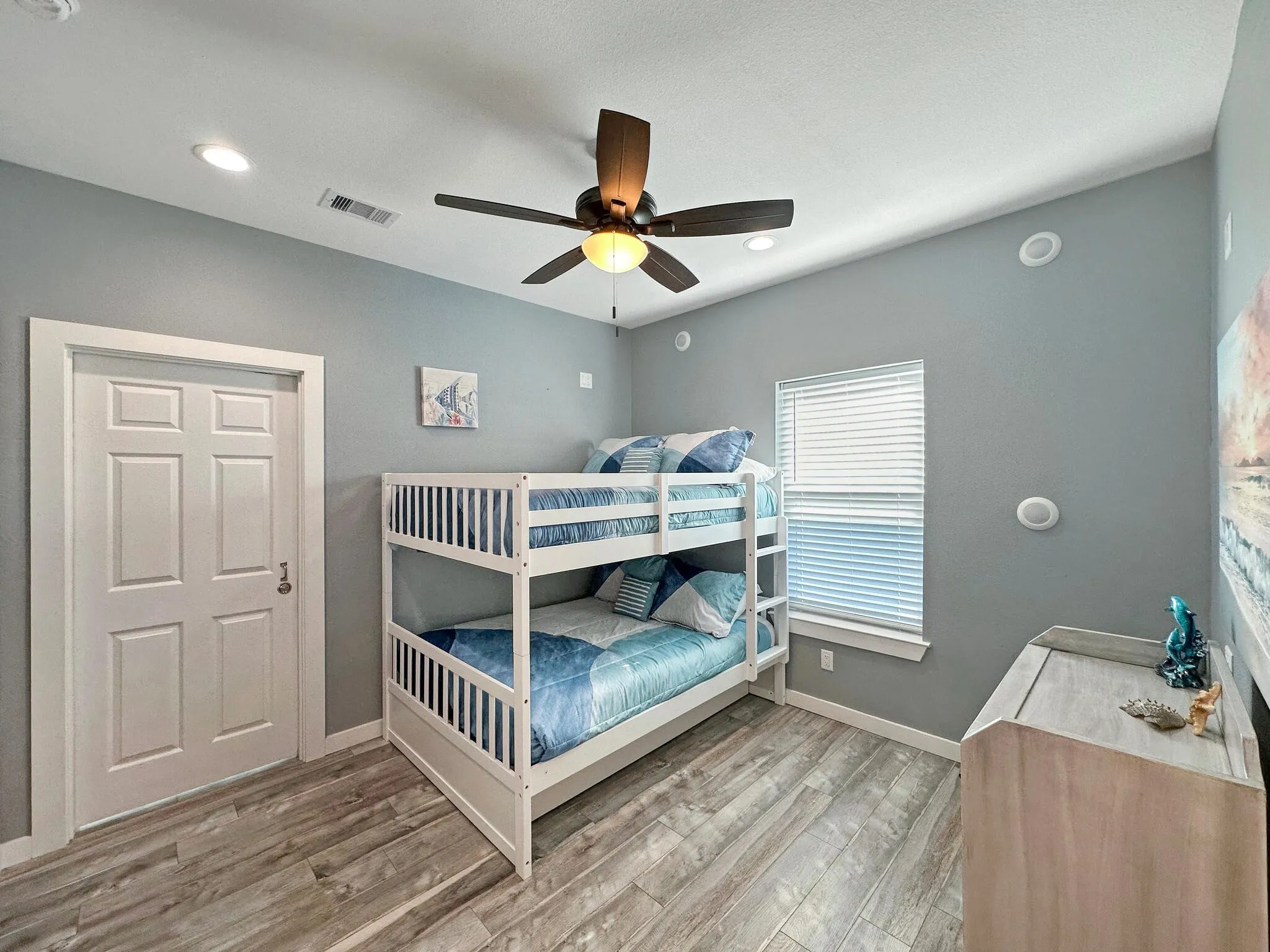 Single Family Residence For Sale in Galveston County , 1991 Royaville Ct, Crystal Beach, Texas 77650, 3 Bedroom, 3 Bathroom, Garage spaces, 1,953 Sqft, built in 2022, mls#20858149, Real Estate Agent in Crystal Beach, Homes For Sale in Galveston county, Homes For Sale in Crystal Beach, Realtor in Crystal Beach Texas, Real Estate Brokerage Independent Realty Texas, Luminita Cordes Realtor