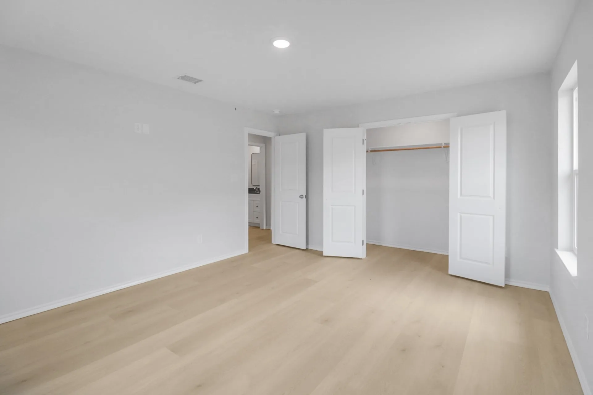 Single Family Residence For Sale in Coleman County , 812 Bella Boulevard, Coleman, Texas 76834, 3 Bedroom, 2 Bathroom, 2 Garage spaces, 1,762 Sqft, built in 2025, New Construction - Complete, mls#20860357, Real Estate Agent in Coleman, Homes For Sale in Coleman county, Homes For Sale in Coleman, Realtor in Coleman Texas, Real Estate Brokerage Independent Realty Texas, Luminita Cordes Realtor