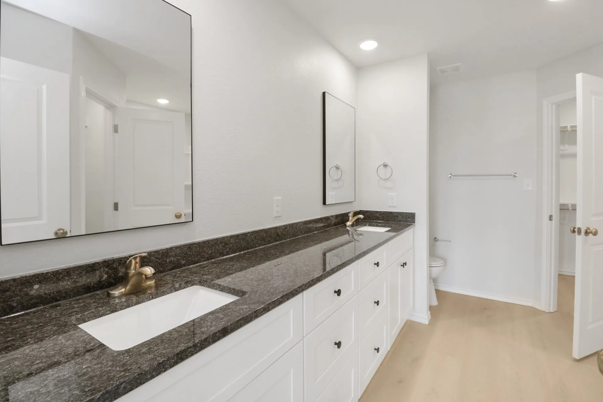 Single Family Residence For Sale in Coleman County , 812 Bella Boulevard, Coleman, Texas 76834, 3 Bedroom, 2 Bathroom, 2 Garage spaces, 1,762 Sqft, built in 2025, New Construction - Complete, mls#20860357, Real Estate Agent in Coleman, Homes For Sale in Coleman county, Homes For Sale in Coleman, Realtor in Coleman Texas, Real Estate Brokerage Independent Realty Texas, Luminita Cordes Realtor