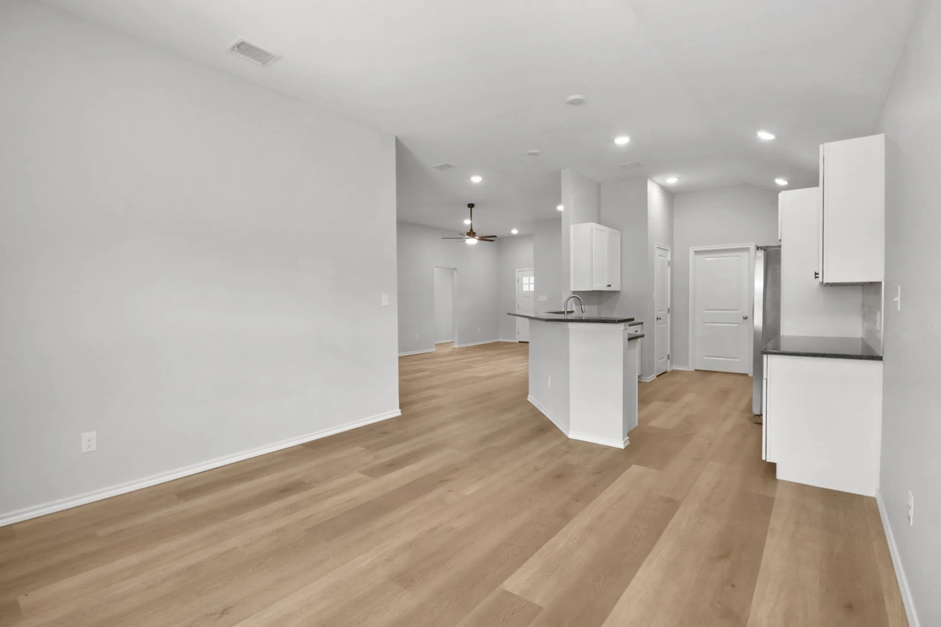 Single Family Residence For Sale in Coleman County , 900 Bella Boulevard, Coleman, Texas 76834, 3 Bedroom, 2 Bathroom, 2 Garage spaces, 1,587 Sqft, built in 2025, New Construction - Complete, mls#20860435, Real Estate Agent in Coleman, Homes For Sale in Coleman county, Homes For Sale in Coleman, Realtor in Coleman Texas, Real Estate Brokerage Independent Realty Texas, Luminita Cordes Realtor