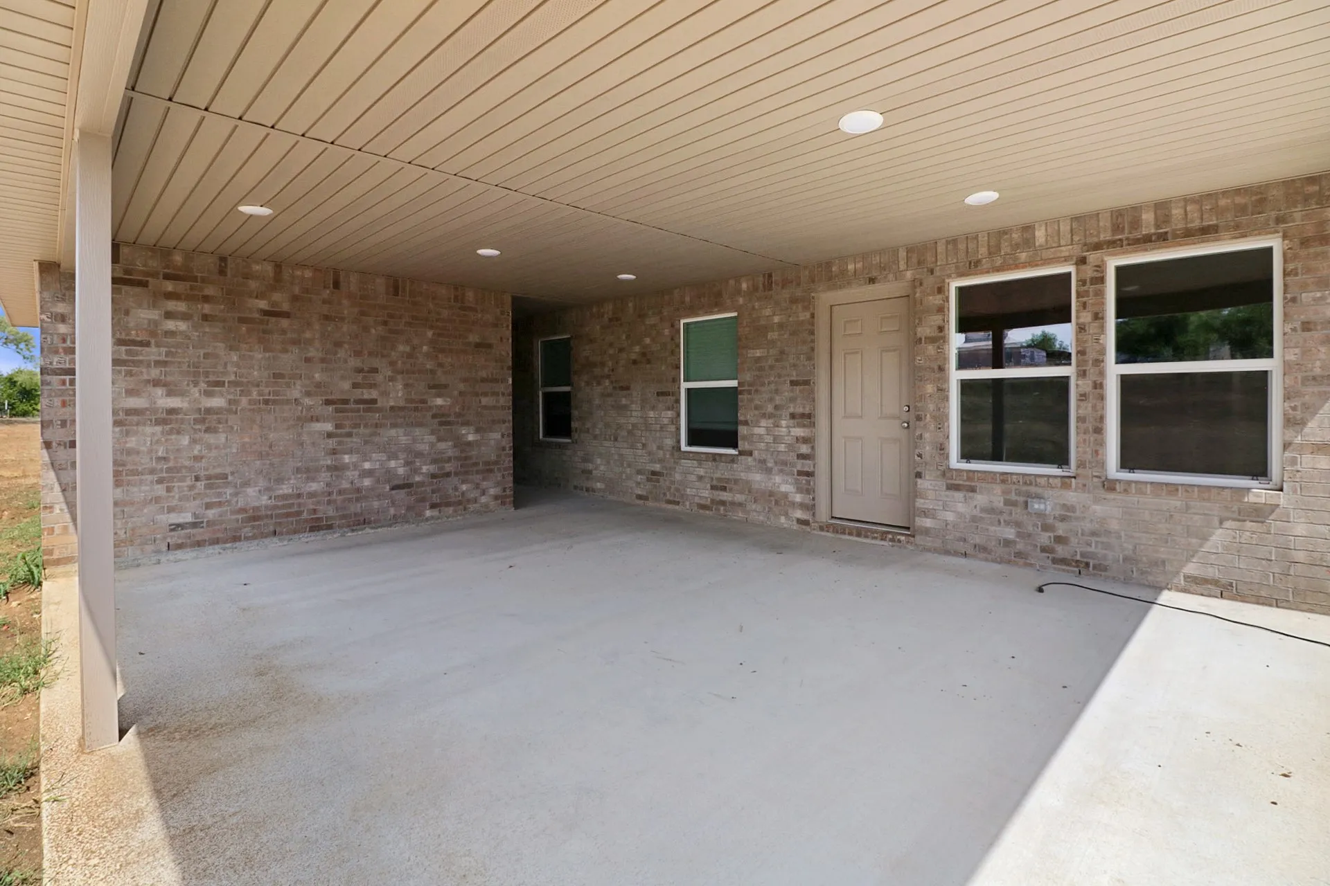 Single Family Residence For Sale in Coleman County , 900 Bella Boulevard, Coleman, Texas 76834, 3 Bedroom, 2 Bathroom, 2 Garage spaces, 1,587 Sqft, built in 2025, New Construction - Complete, mls#20860435, Real Estate Agent in Coleman, Homes For Sale in Coleman county, Homes For Sale in Coleman, Realtor in Coleman Texas, Real Estate Brokerage Independent Realty Texas, Luminita Cordes Realtor