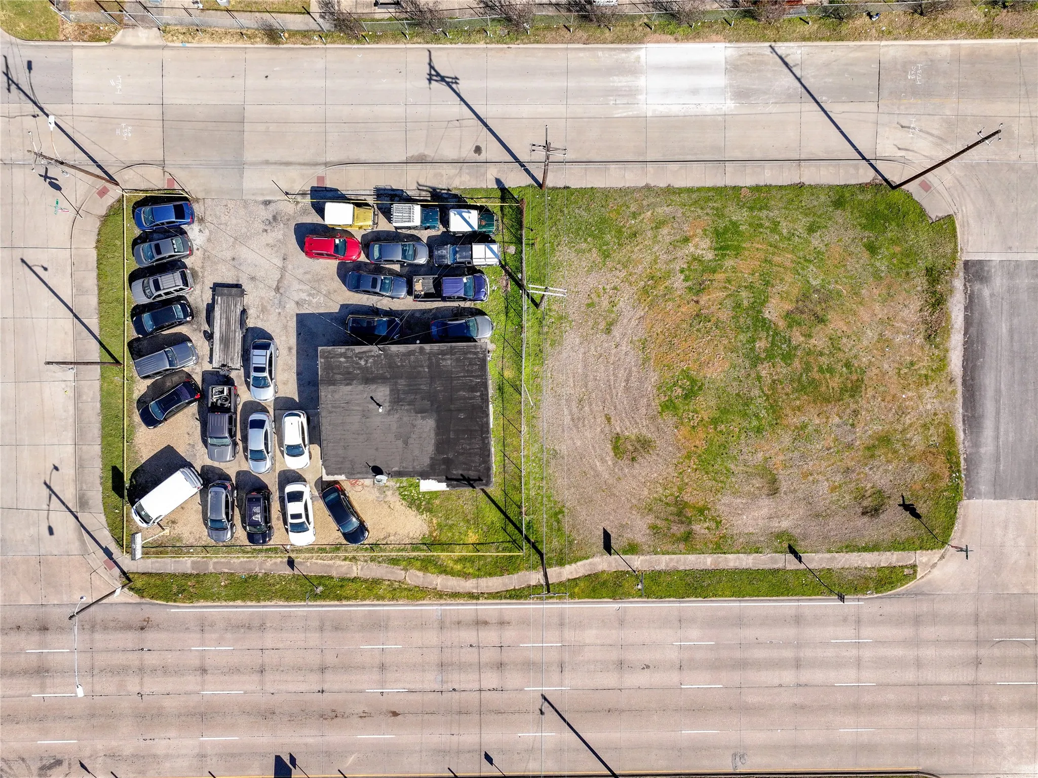 Birds eye view of property