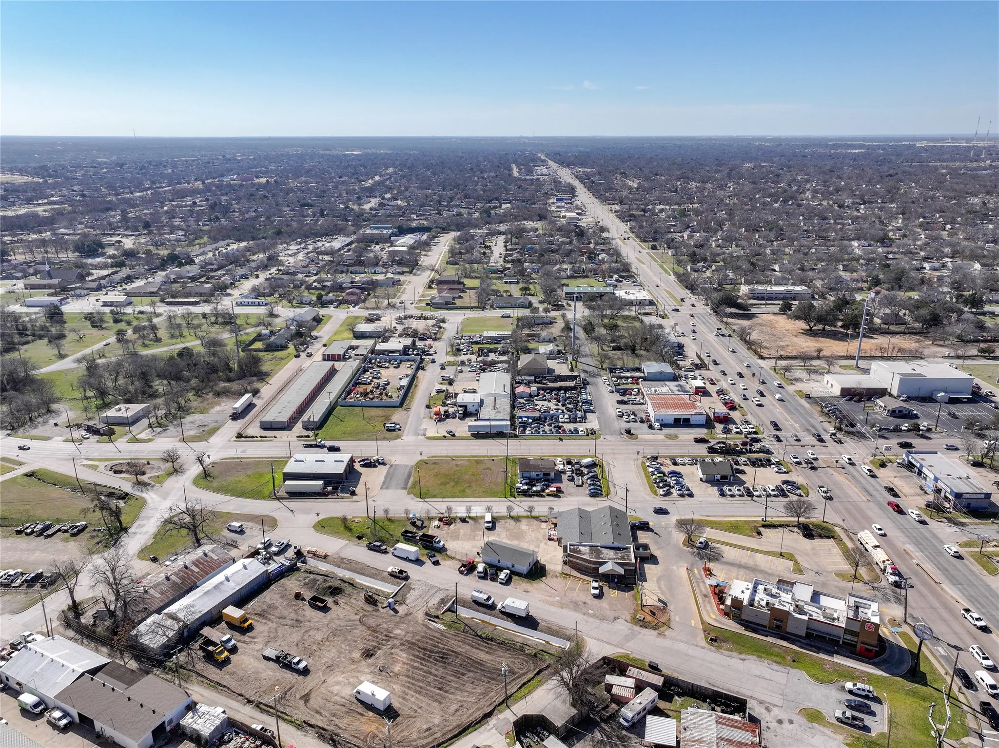 Birds eye view of property