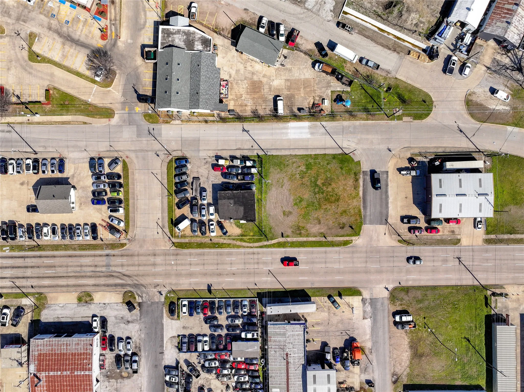 Birds eye view of property