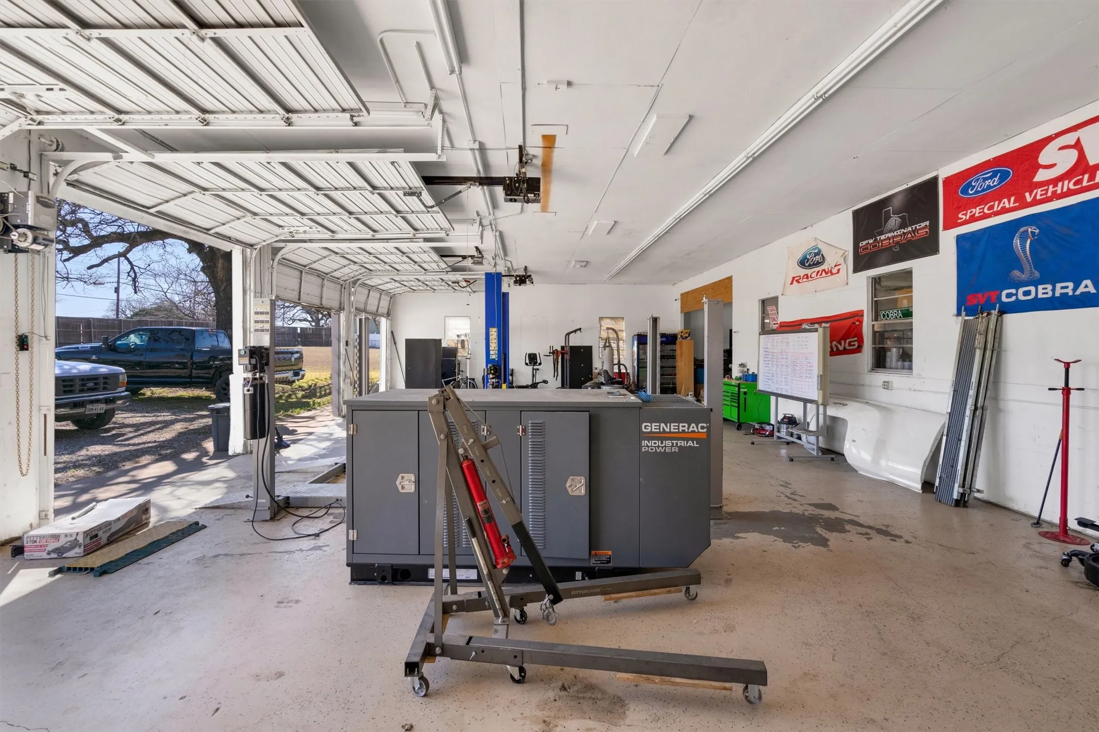 Industrial For Sale in Tarrant County , 6821 Smithfield Road, North Richland Hills, Texas 76182, 0, 0, Garage spaces, 0 Sqft, built in 1973, Preowned, Price $850,000, mls#20859430, Real Estate Agent in North Richland Hills, Homes For Sale in Tarrant county, Homes For Sale in North Richland Hills, Realtor in North Richland Hills Texas, Real Estate Brokerage Independent Realty Texas, Luminita Cordes Realtor