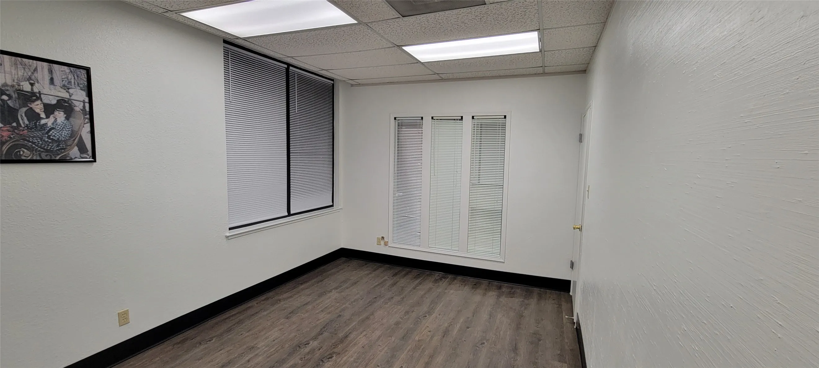 Office 2 has internal blinds to reception