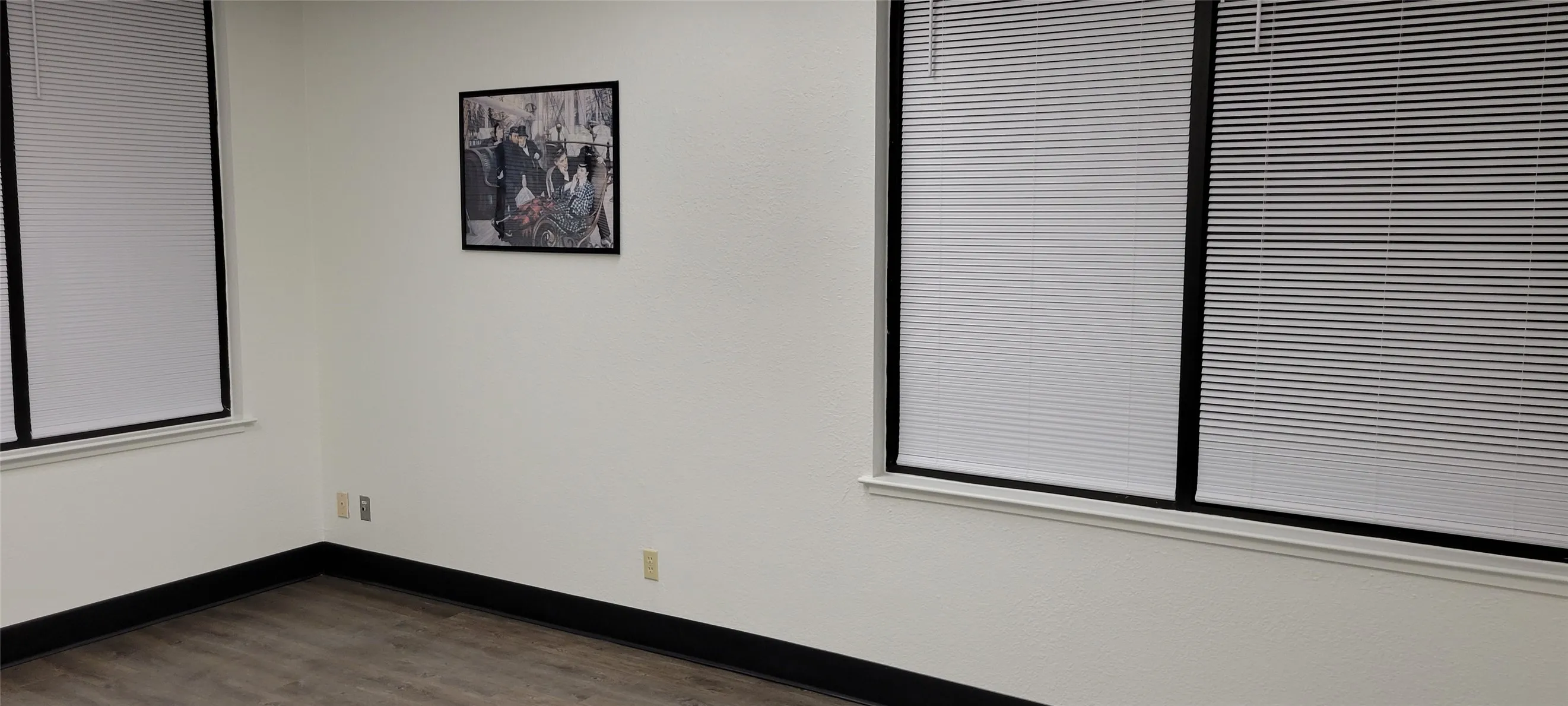 Office 2. All new paint, floor, blinds.