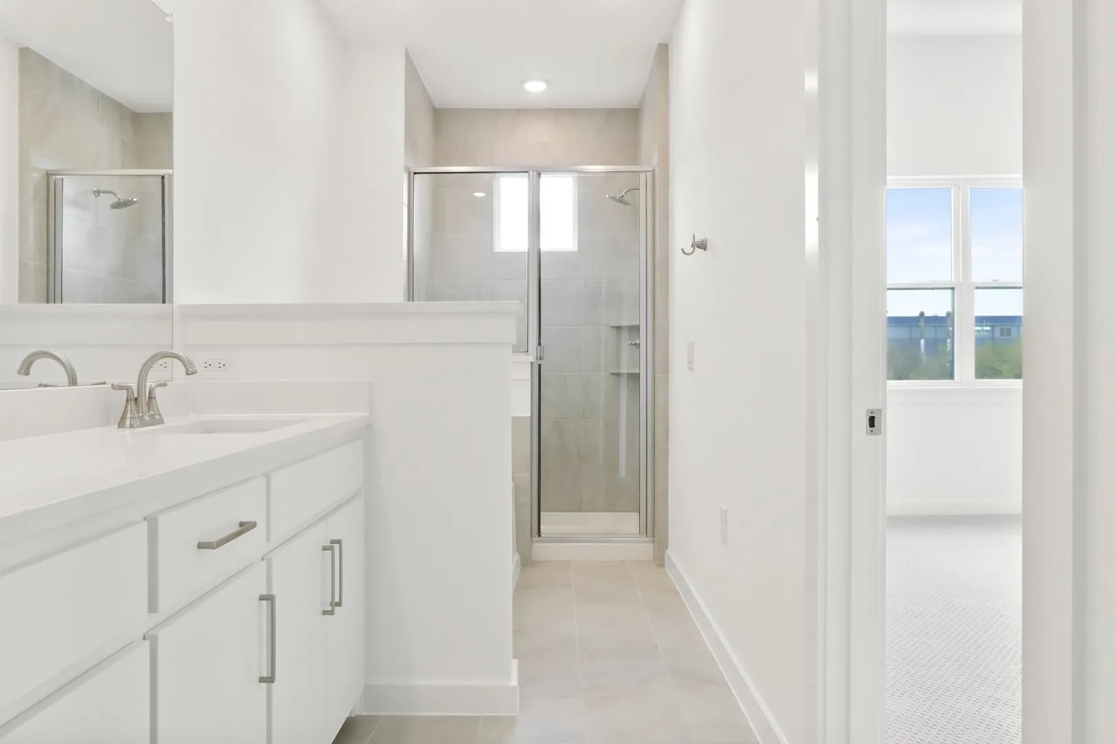 021-20241030-1427AzaleaDrive-Melissa-TX-75454-PrimaryBathroom.jpg-SMALL