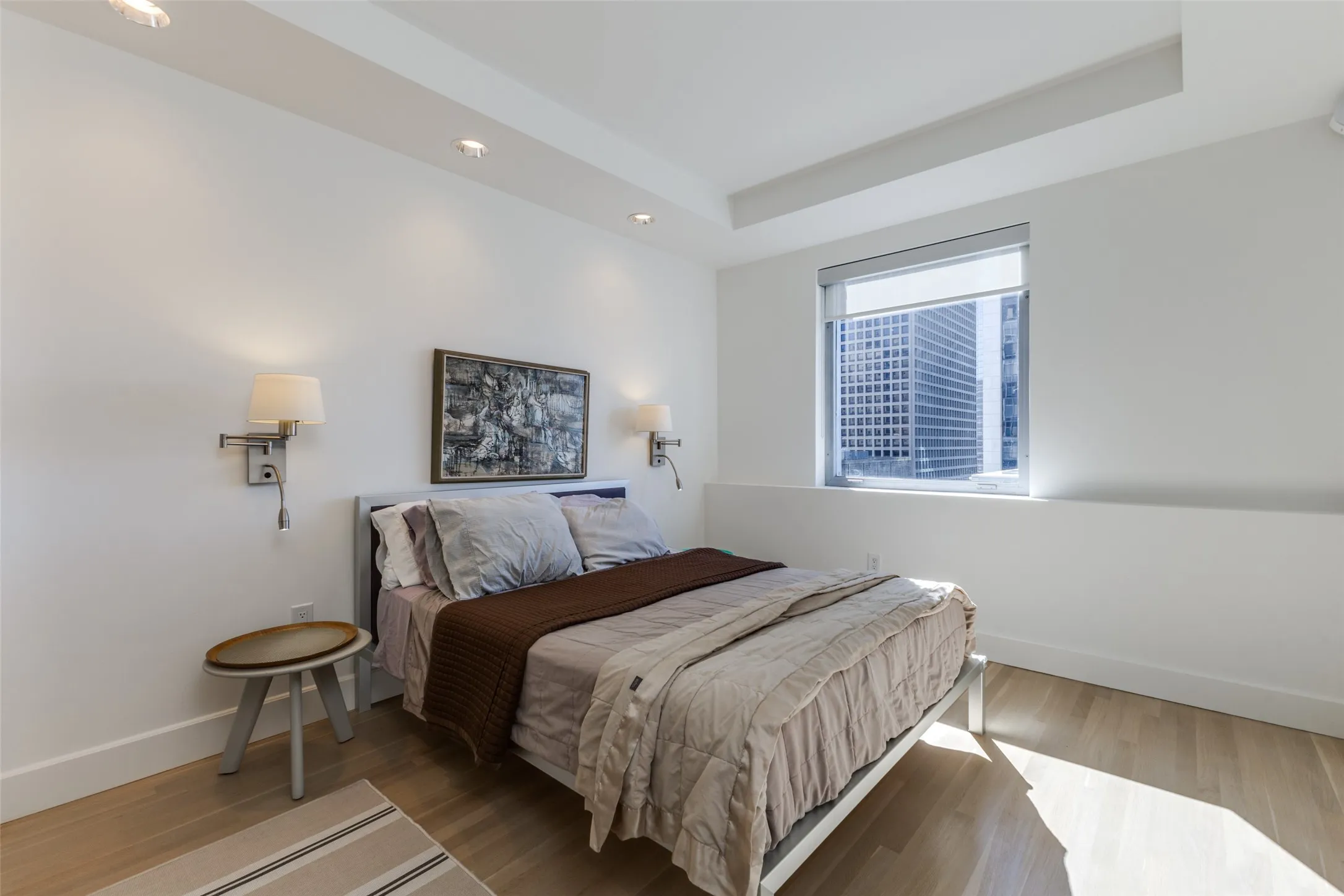 Condominium For Sale in Dallas County , 1505 Elm Street 1004, Dallas, Texas 75201, 1 Bedroom, 2 Bathroom, 1 Garage spaces, 1,482 Sqft, built in 1957, Preowned, mls#20855002, Real Estate Agent in Dallas, Homes For Sale in Dallas county, Homes For Sale in Dallas, Realtor in Dallas Texas, Real Estate Brokerage Independent Realty Texas, Luminita Cordes Realtor