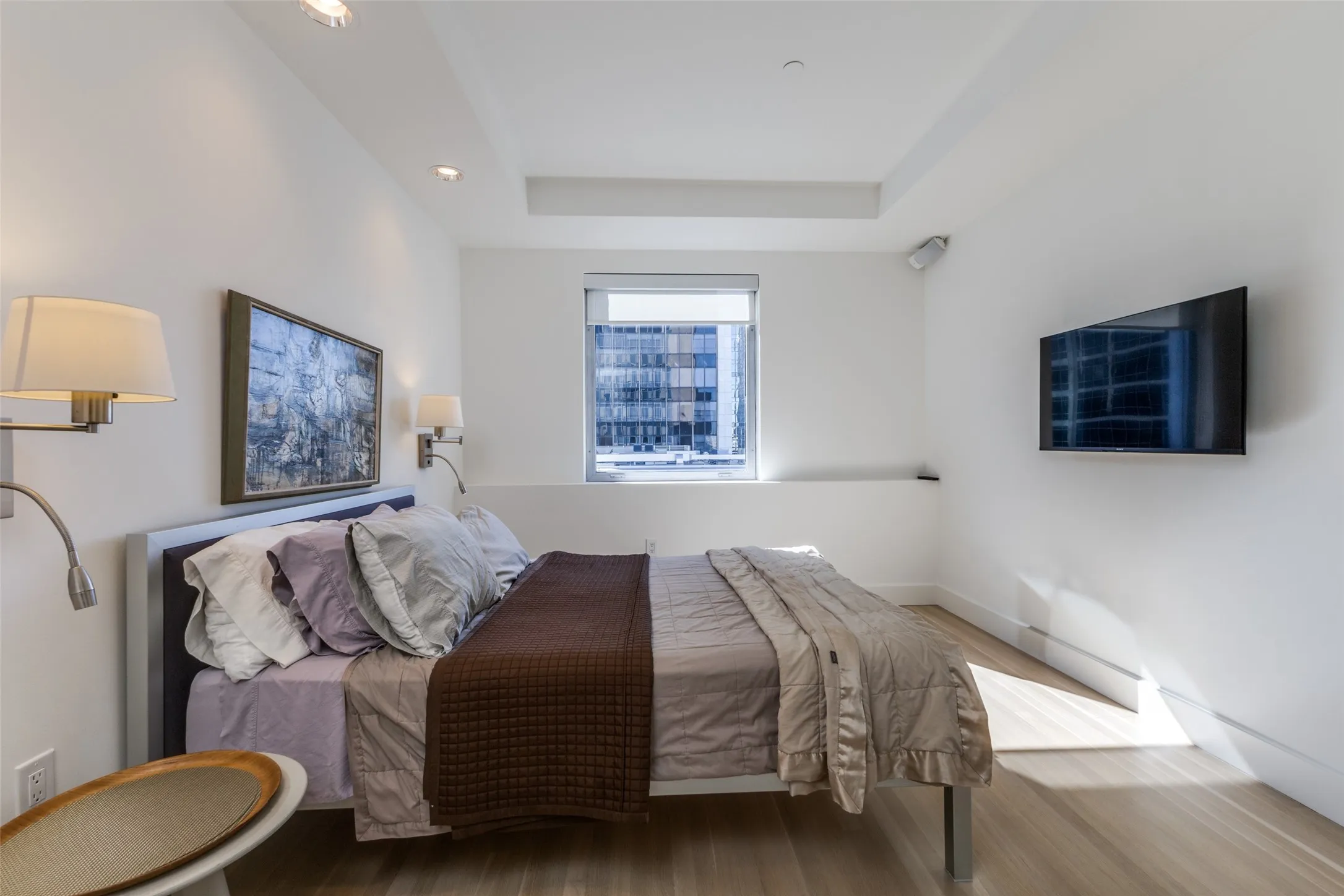 Condominium For Sale in Dallas County , 1505 Elm Street 1004, Dallas, Texas 75201, 1 Bedroom, 2 Bathroom, 1 Garage spaces, 1,482 Sqft, built in 1957, Preowned, mls#20855002, Real Estate Agent in Dallas, Homes For Sale in Dallas county, Homes For Sale in Dallas, Realtor in Dallas Texas, Real Estate Brokerage Independent Realty Texas, Luminita Cordes Realtor